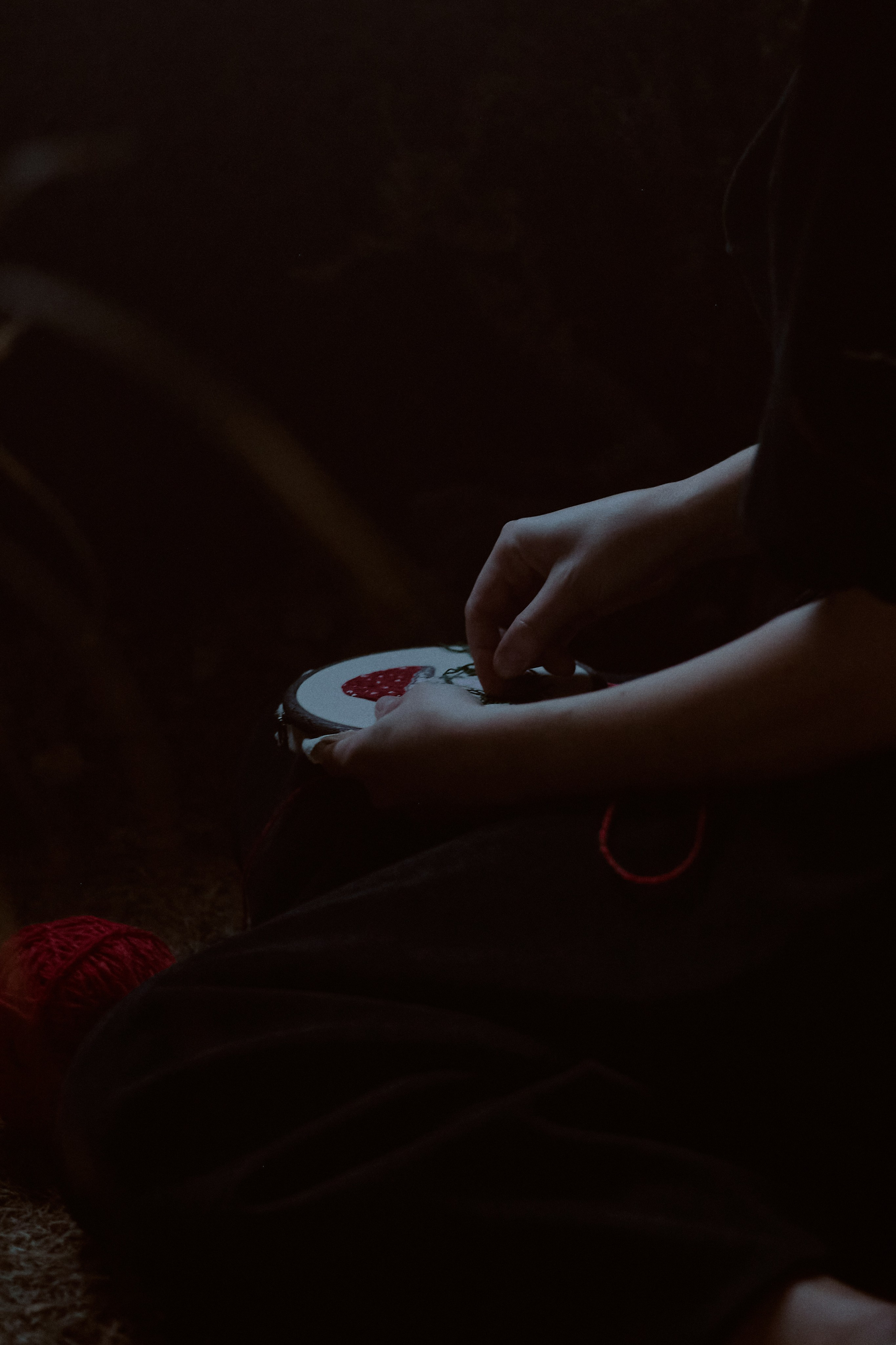 Тень. Фотограф лавстори Москва/МО Приятелева Ангелина