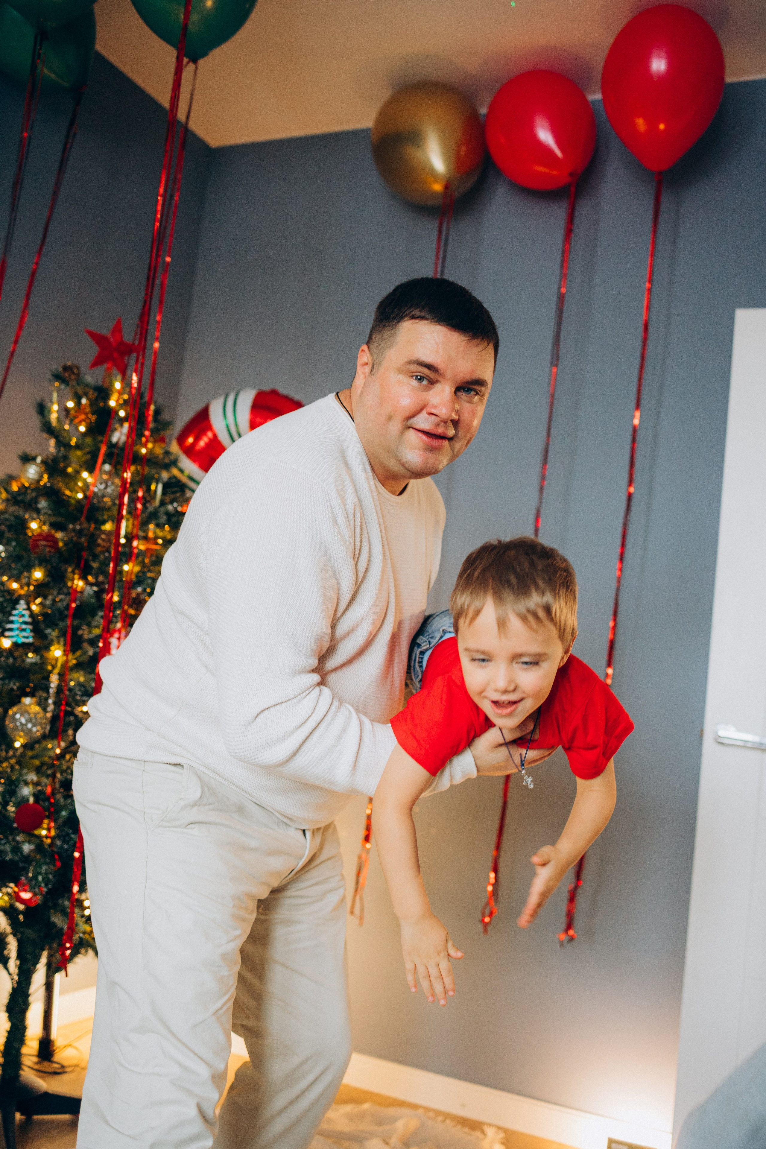 Семья — это тепло объятий и свет улыбок!. Фотограф Москва Светлана Кирюшина