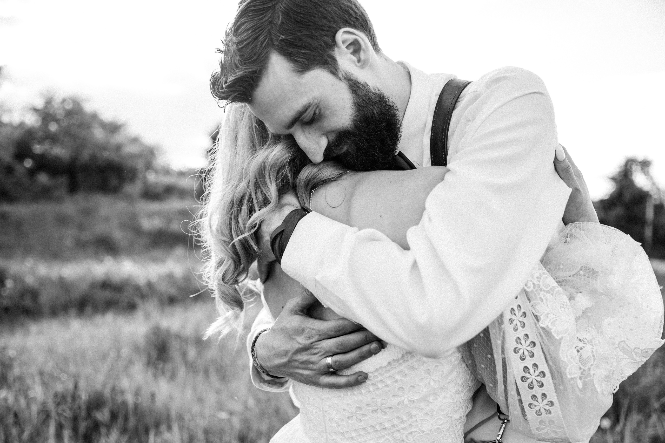 Свадебный фотограф Александр Кожарский