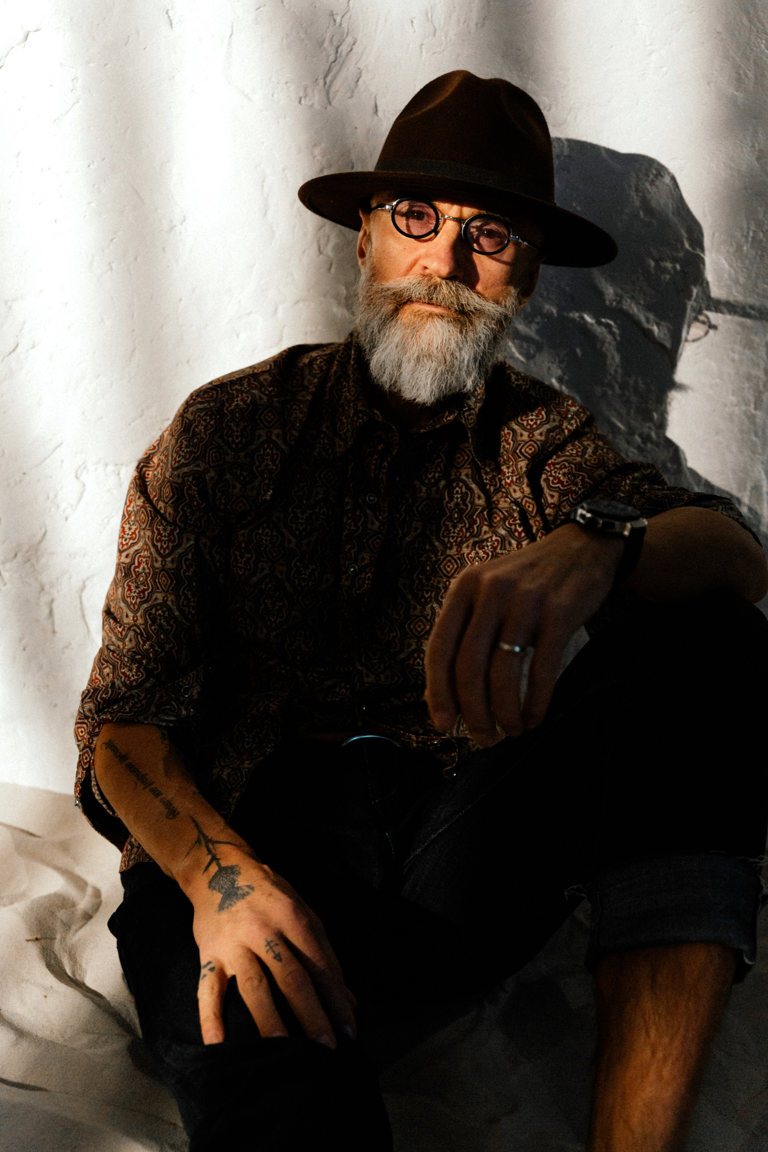 Мужская фотосессия в студии. Фотограф Александр Кожарский