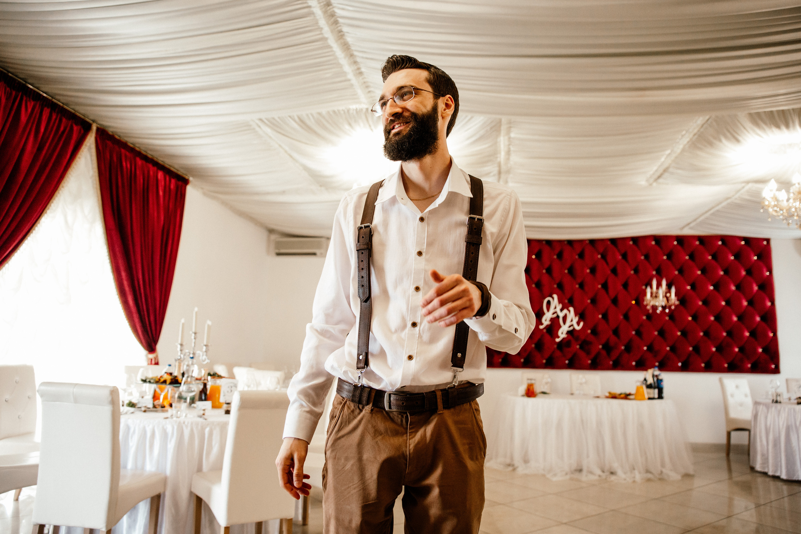 Свадебный фотограф Александр Кожарский