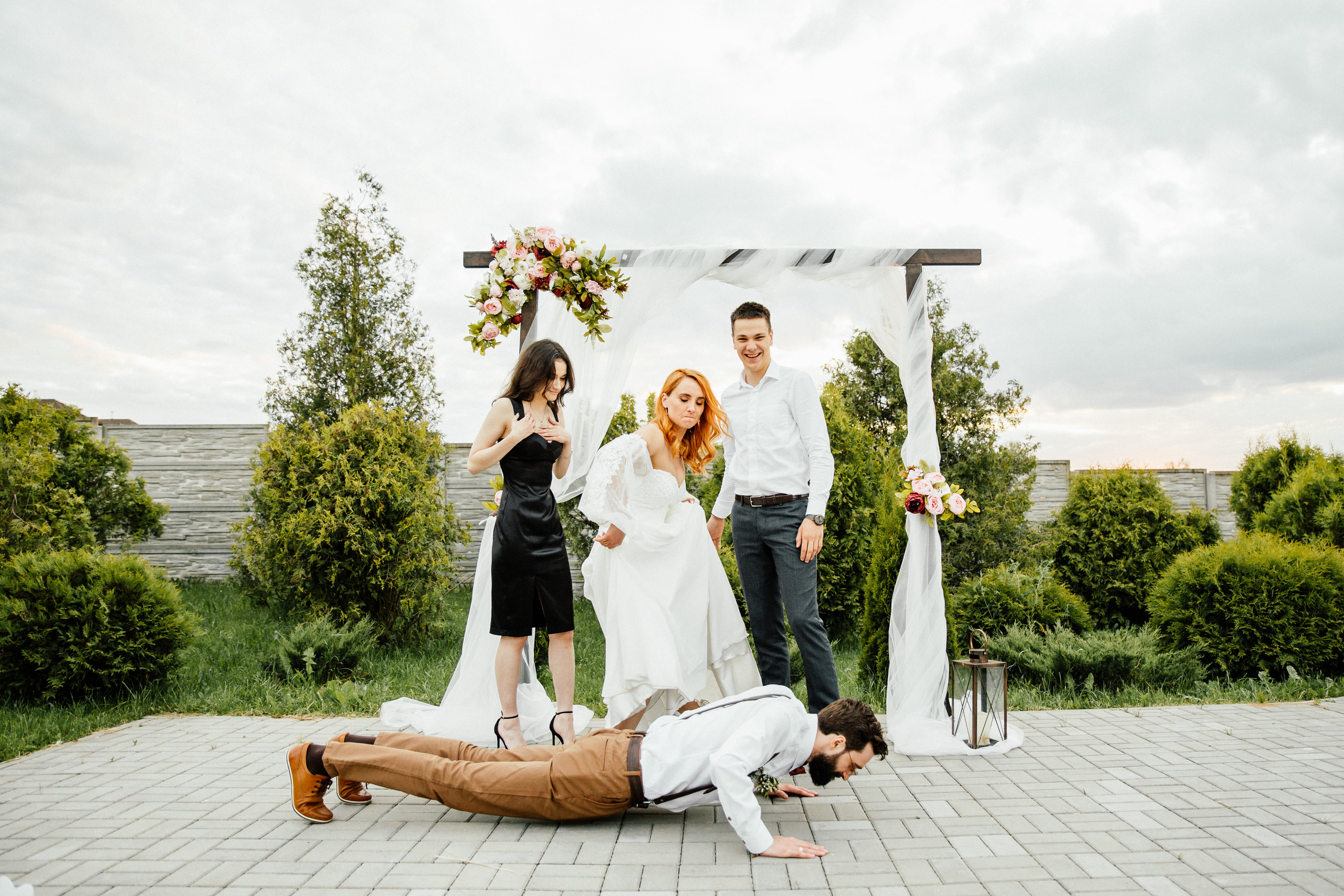 Свадебный фотограф Александр Кожарский