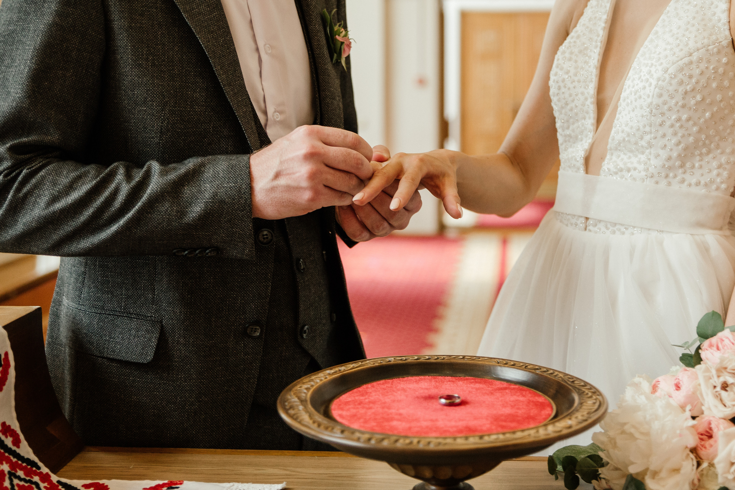 Свадебный фотограф Александр Кожарский