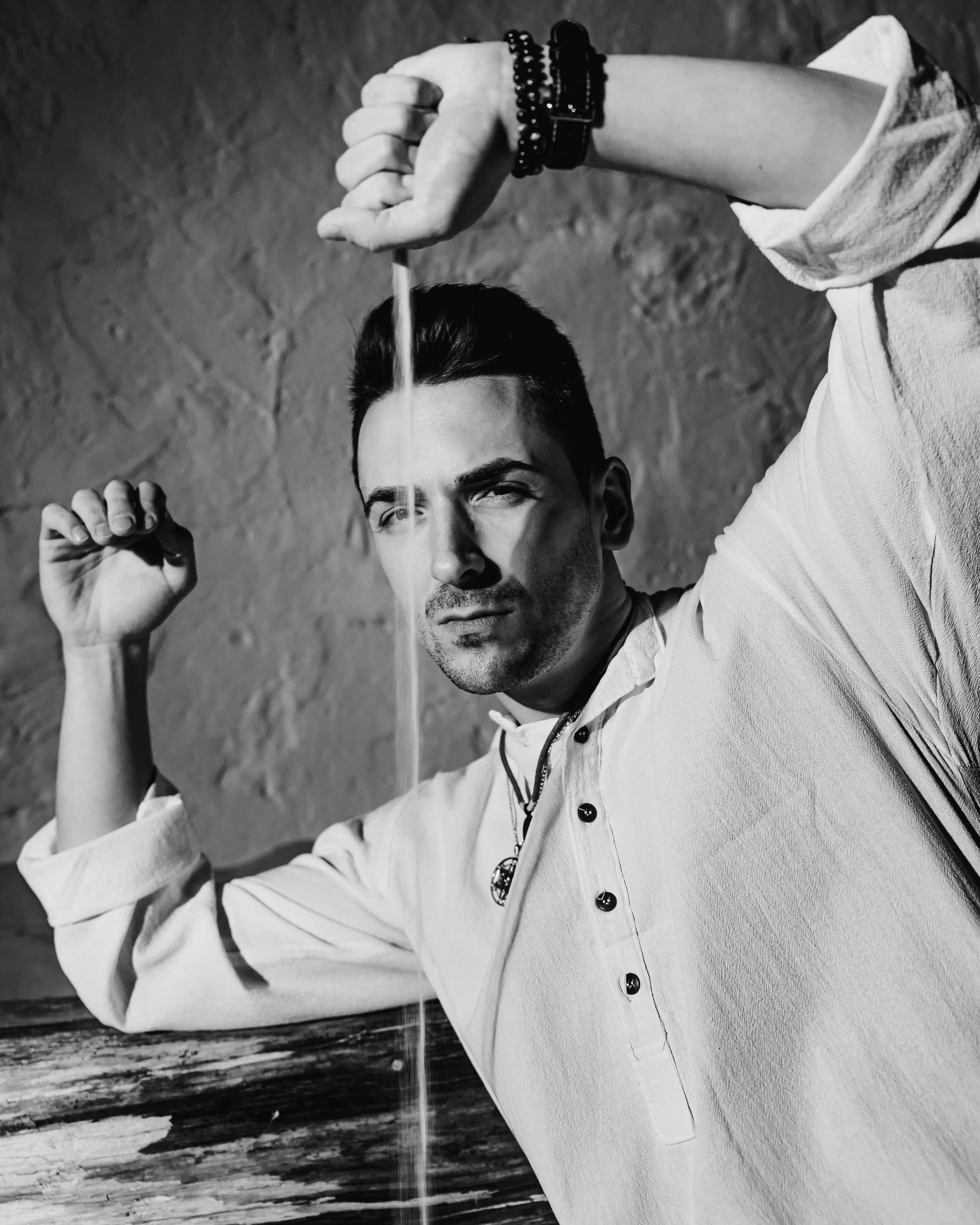 Мужская съёмка в студии. Фотограф vitalina.fox