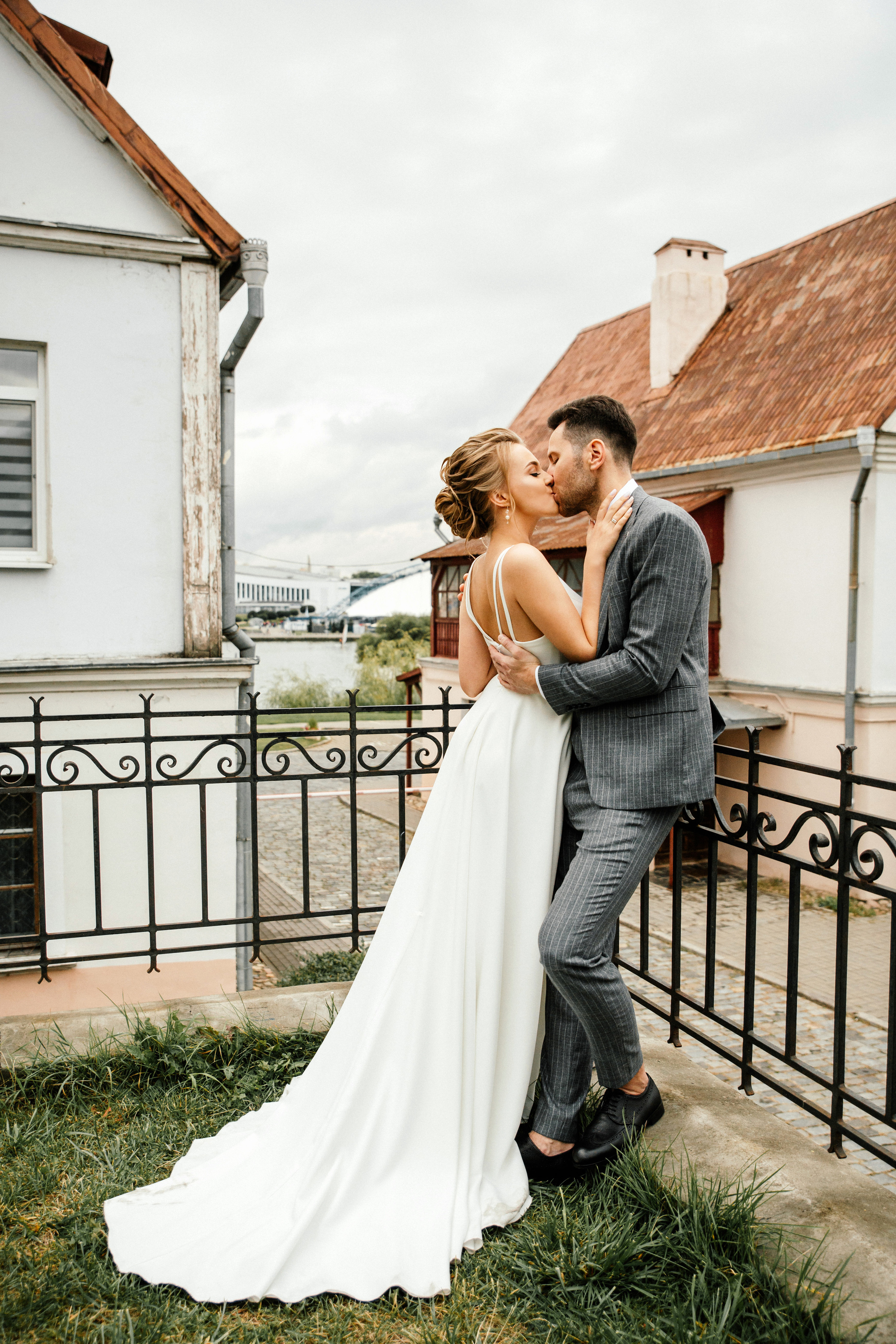 Свадебный фотограф Александр Кожарский