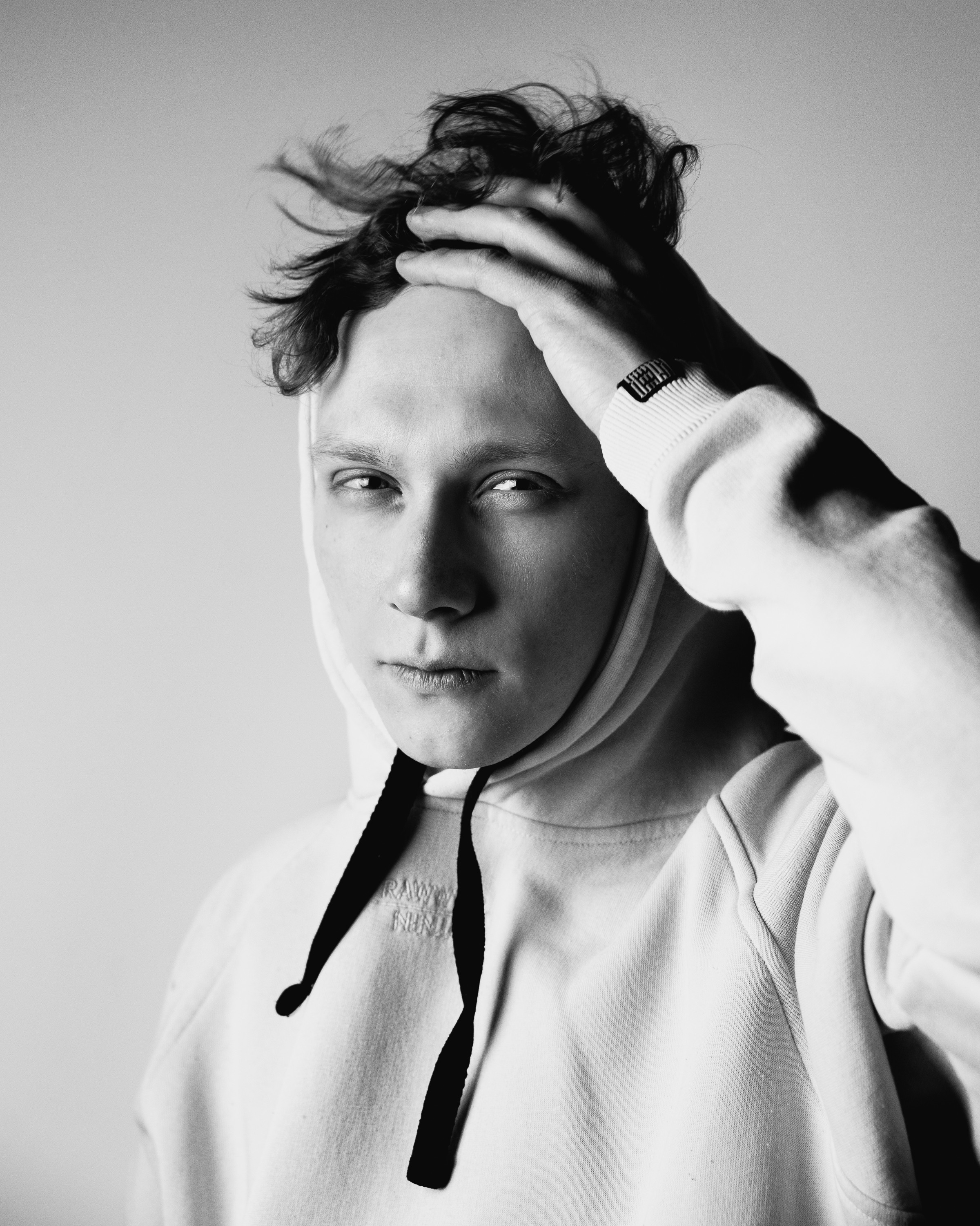 Мужская съёмка в студии. Фотограф vitalina.fox