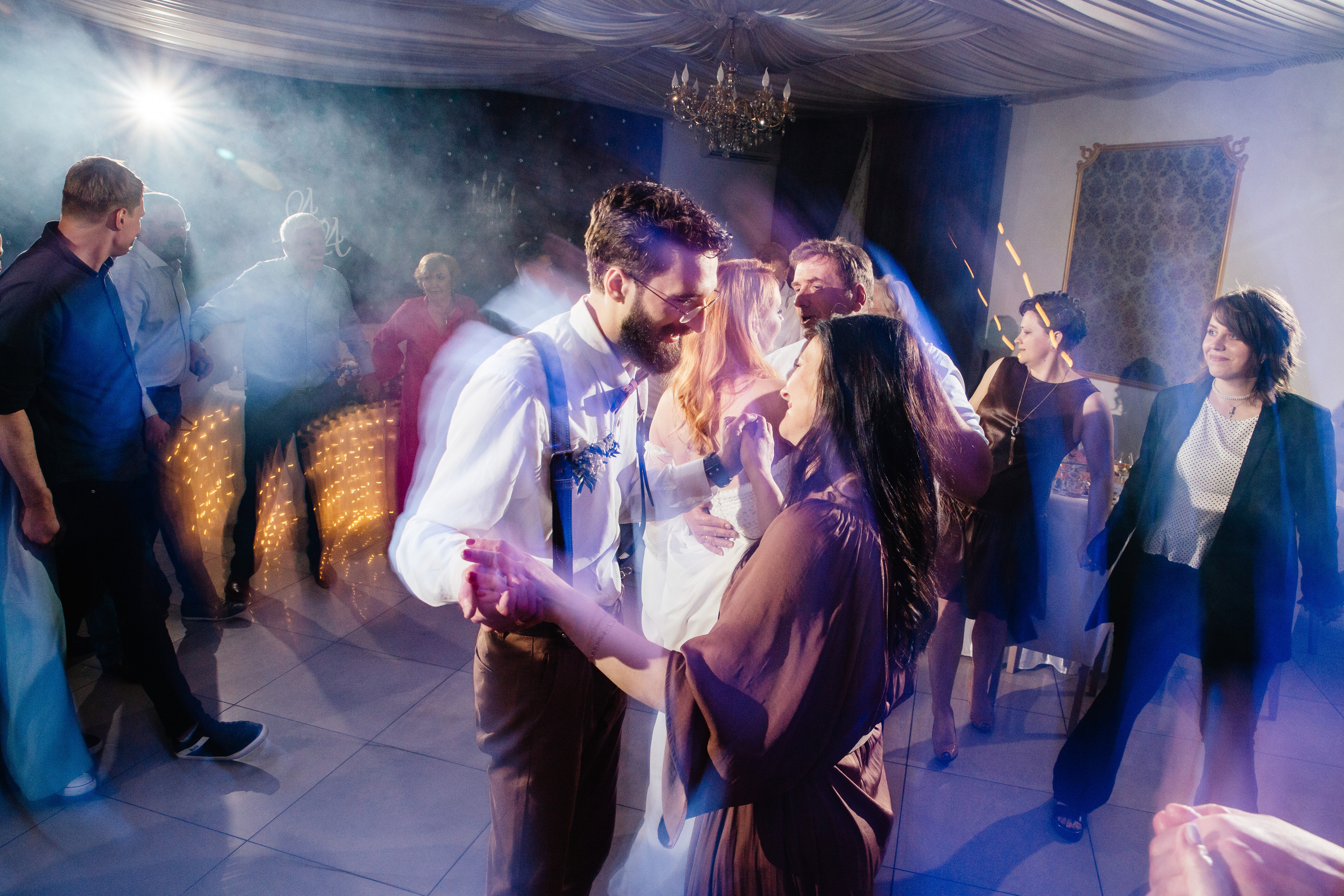 Свадебный фотограф Александр Кожарский