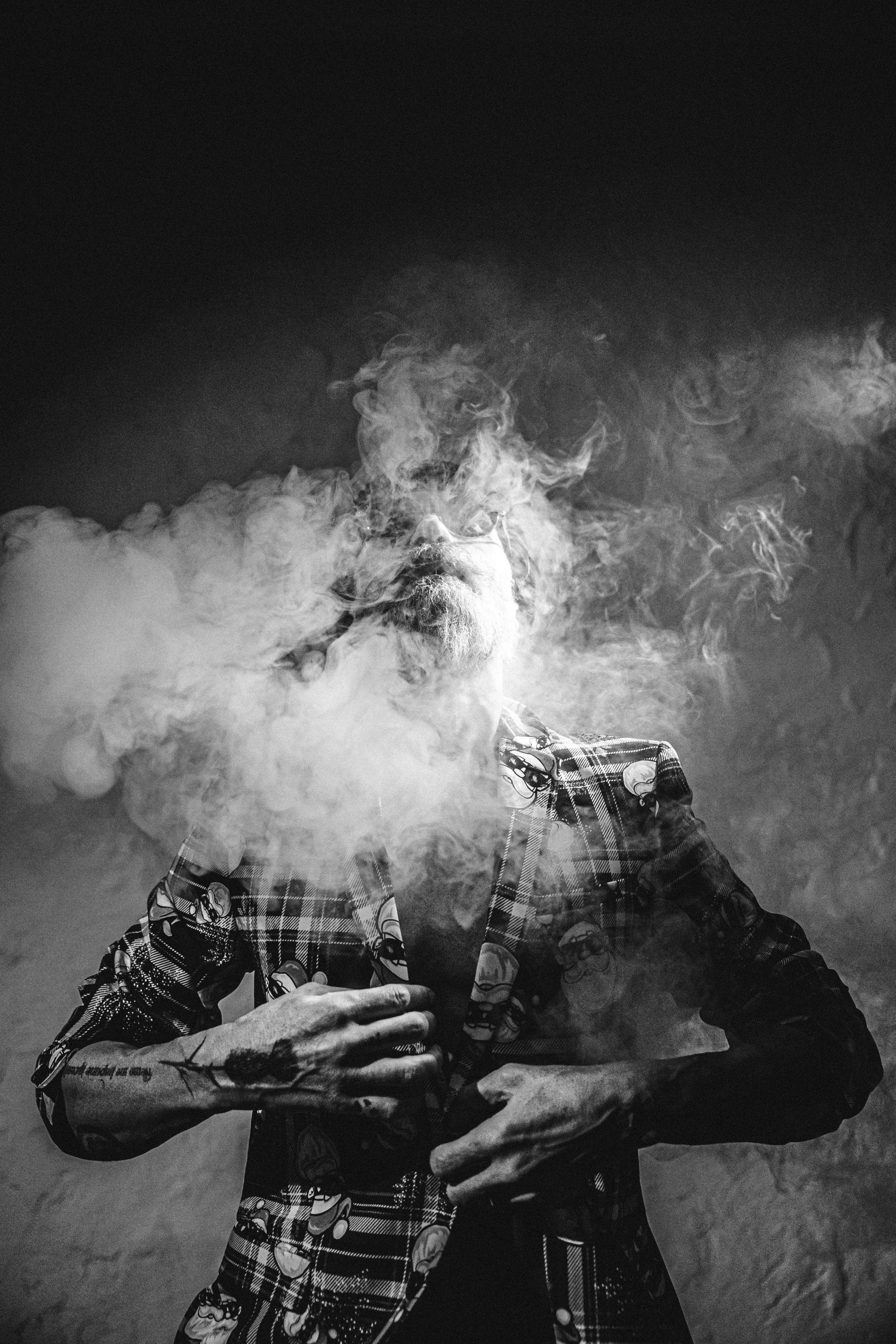 Мужская фотосессия в студии. Фотограф Александр Кожарский