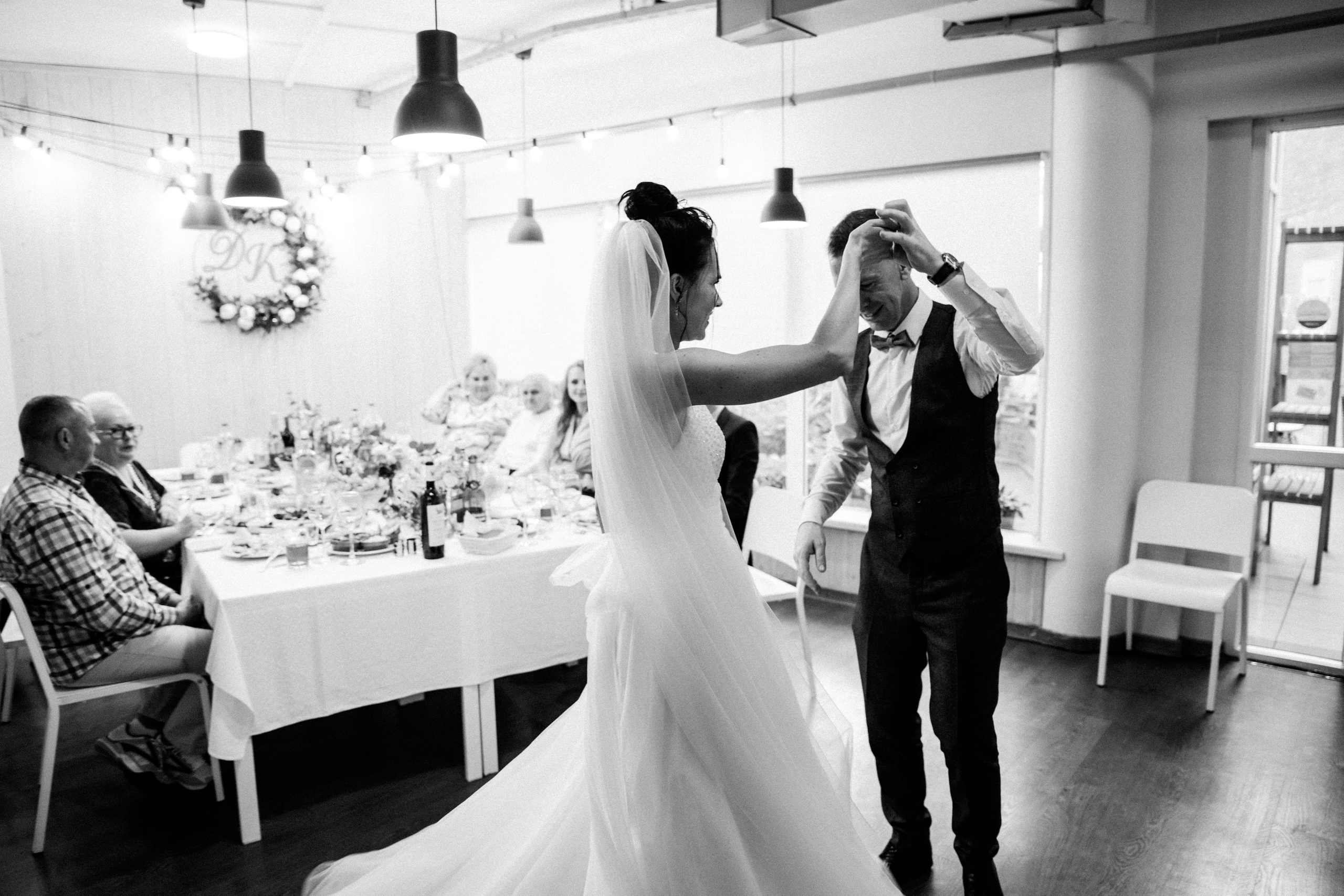 Свадебный фотограф Александр Кожарский