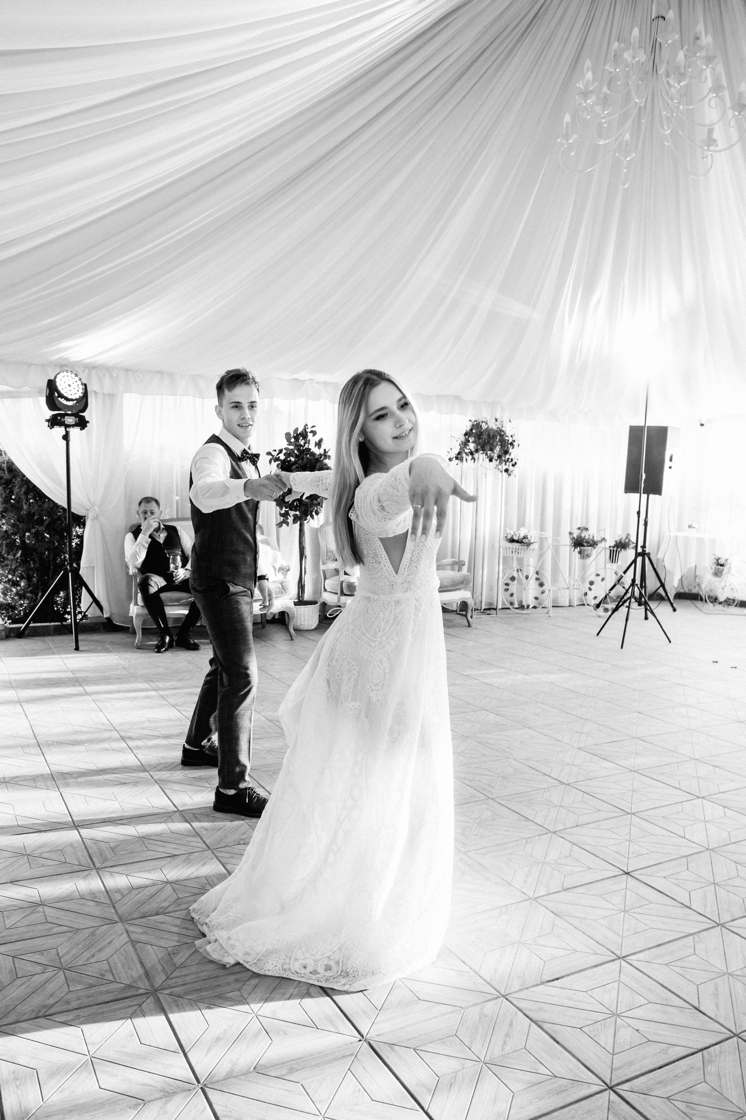 Свадебный фотограф Александр Кожарский