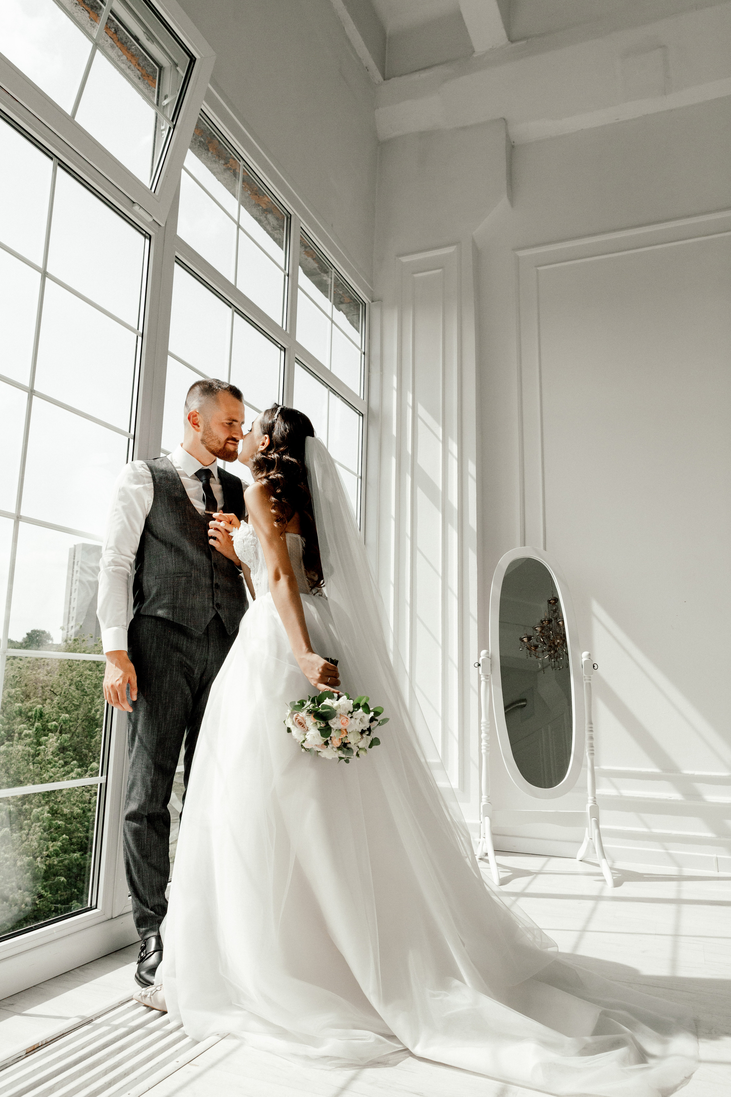 Свадебный фотограф Александр Кожарский