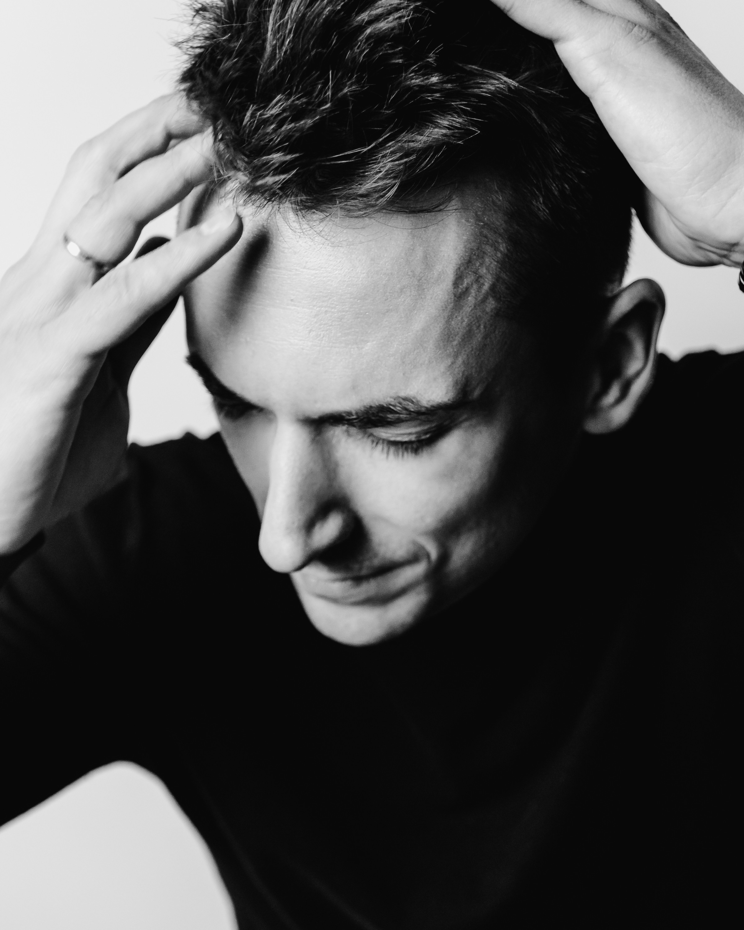 Мужская съёмка в студии. Фотограф vitalina.fox