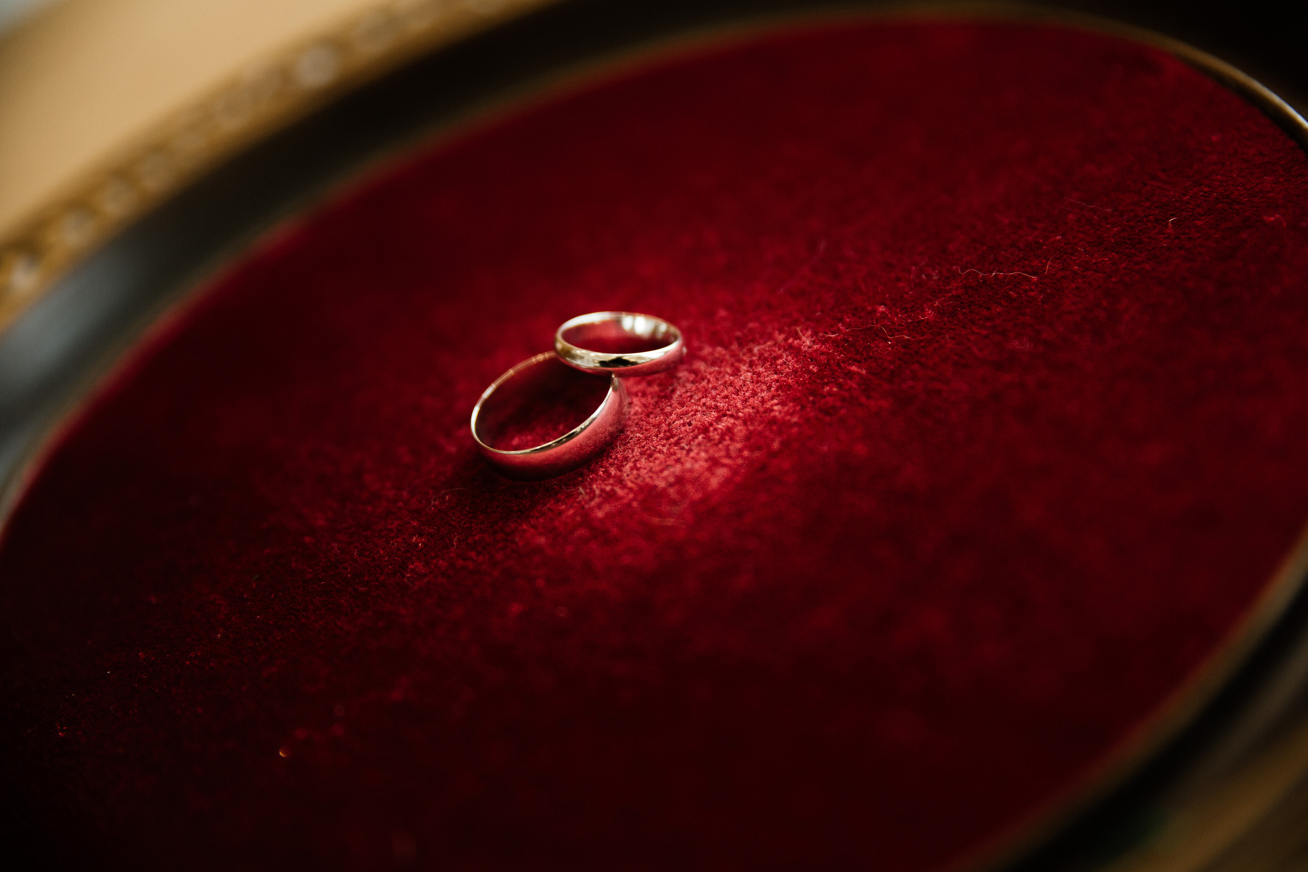 Свадебный фотограф Александр Кожарский