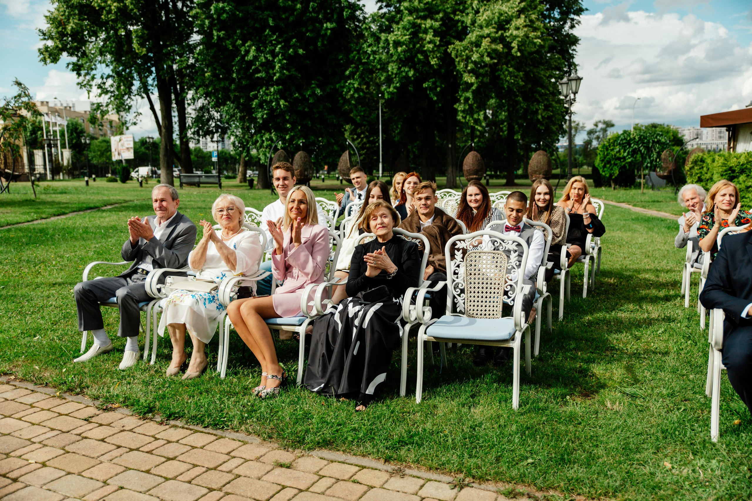 Свадебный фотограф Александр Кожарский