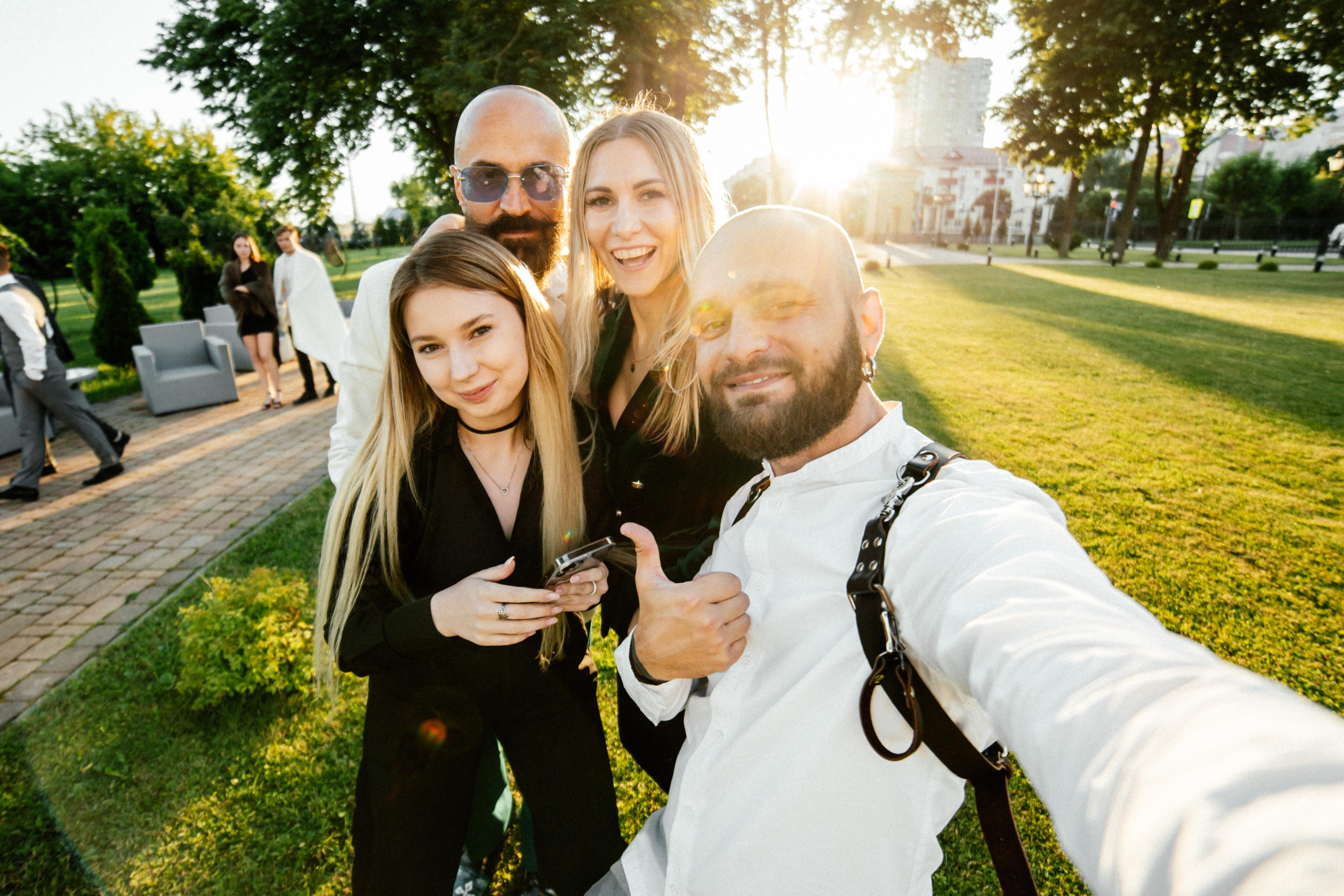 Свадебный фотограф Александр Кожарский