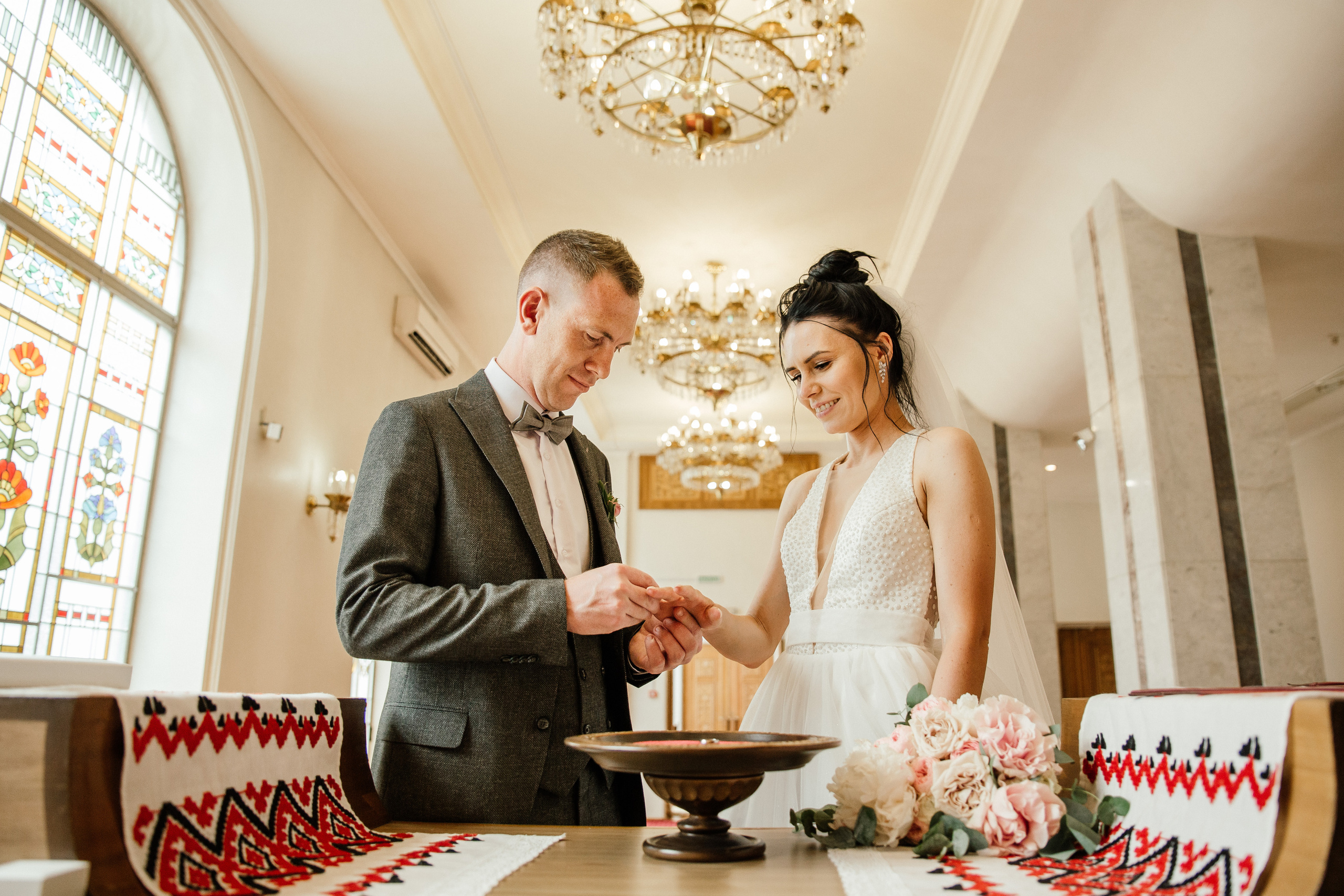 Свадебный фотограф Александр Кожарский