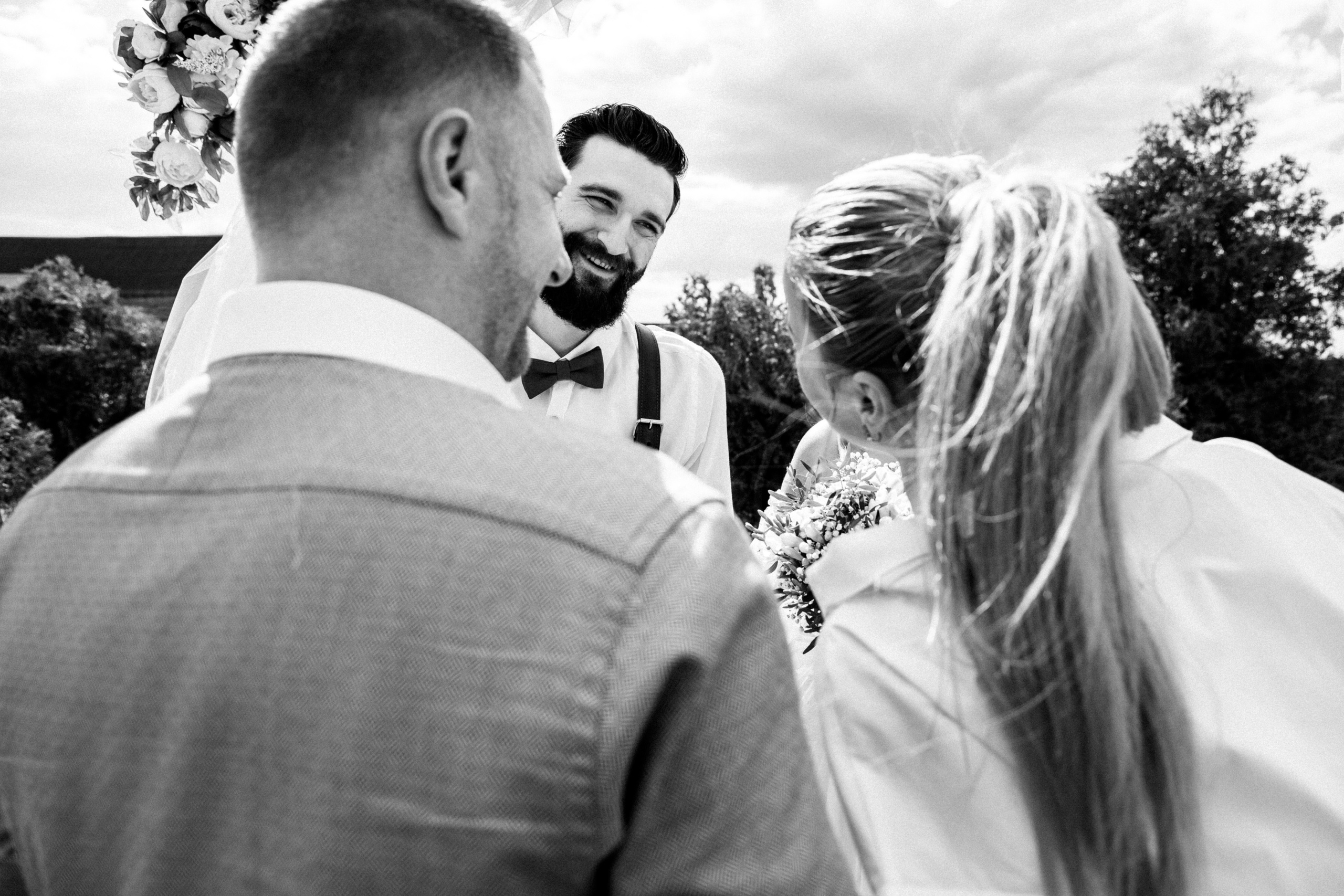 Свадебный фотограф Александр Кожарский