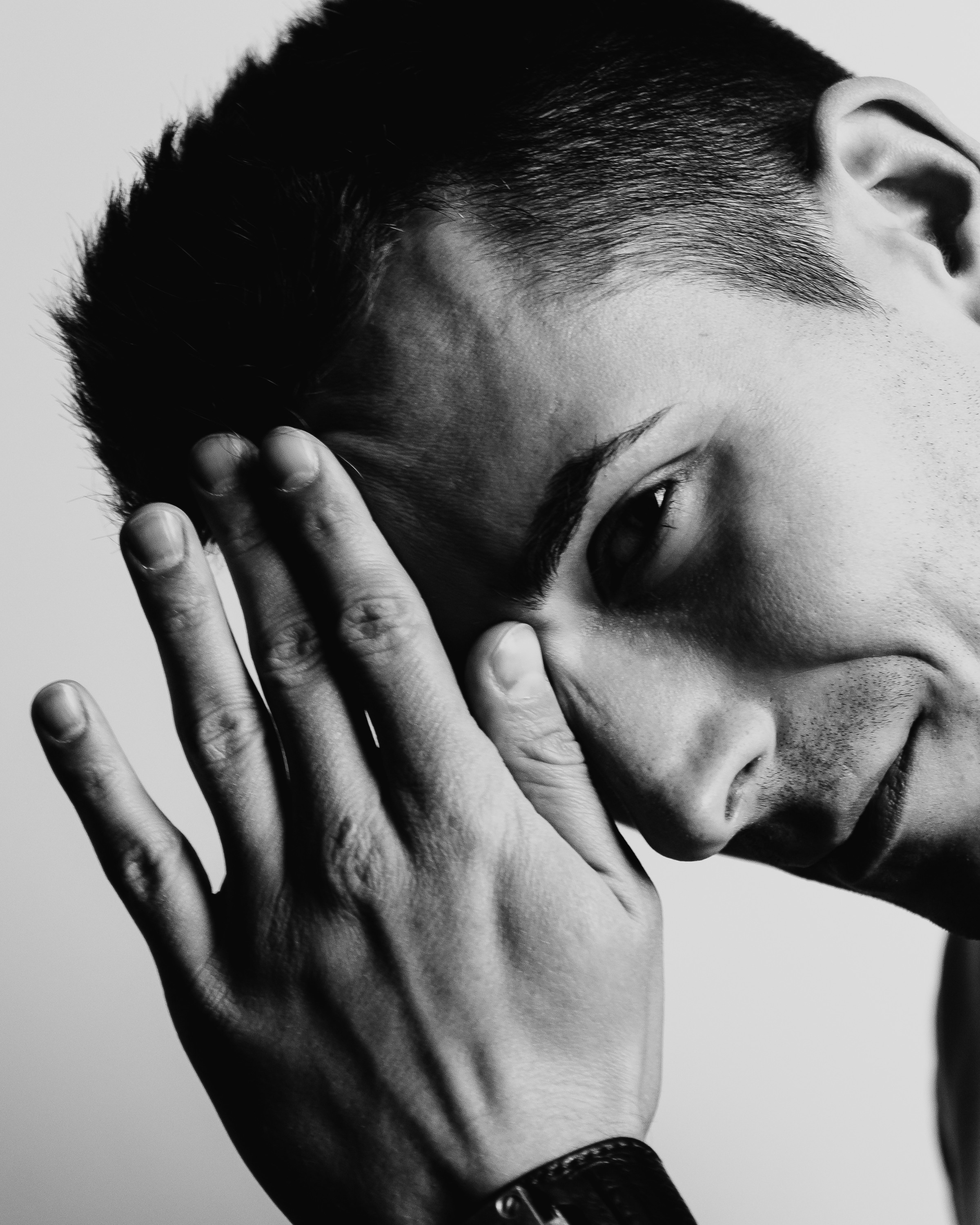 Мужская съёмка в студии. Фотограф vitalina.fox