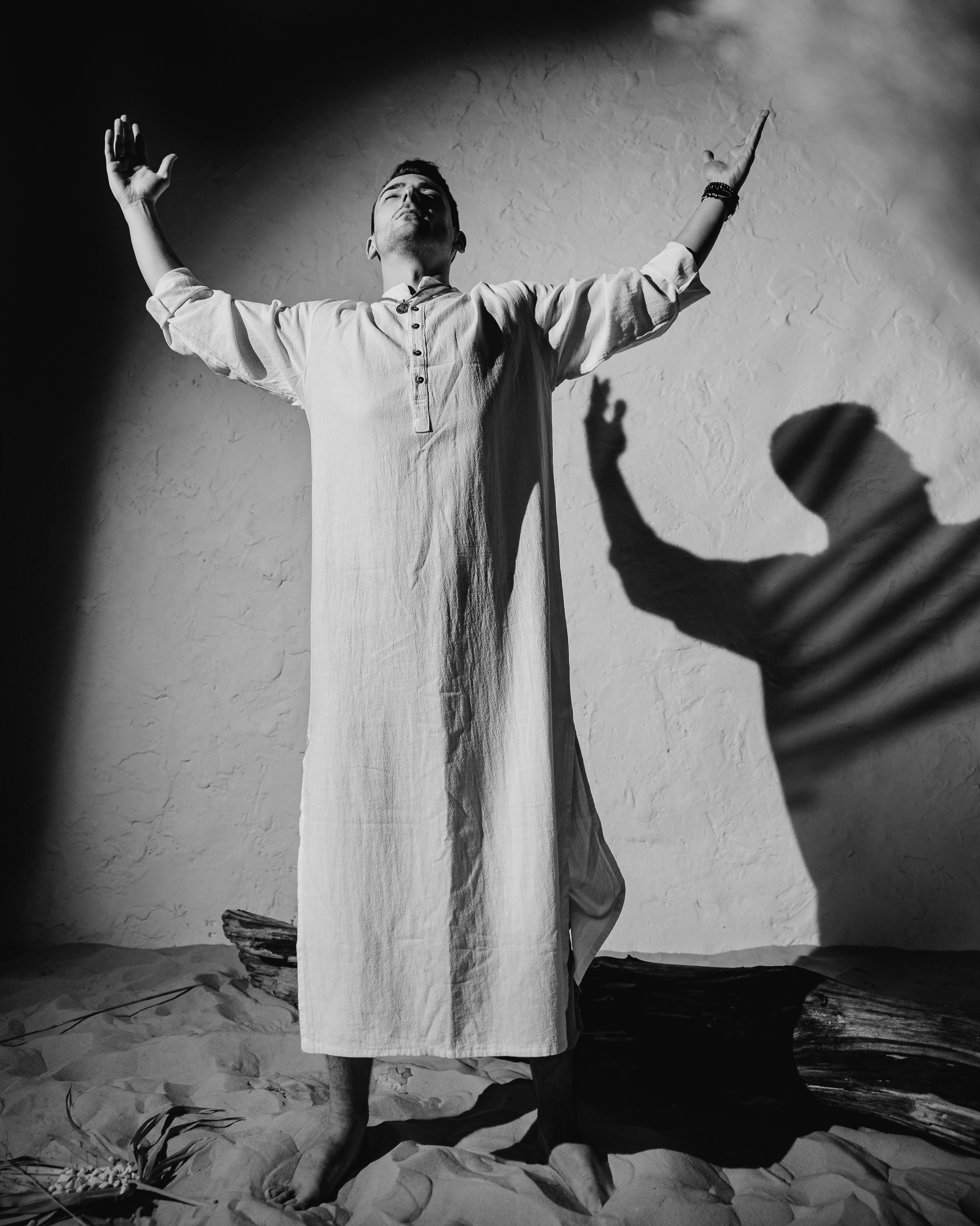 Мужская съёмка в студии. Фотограф vitalina.fox