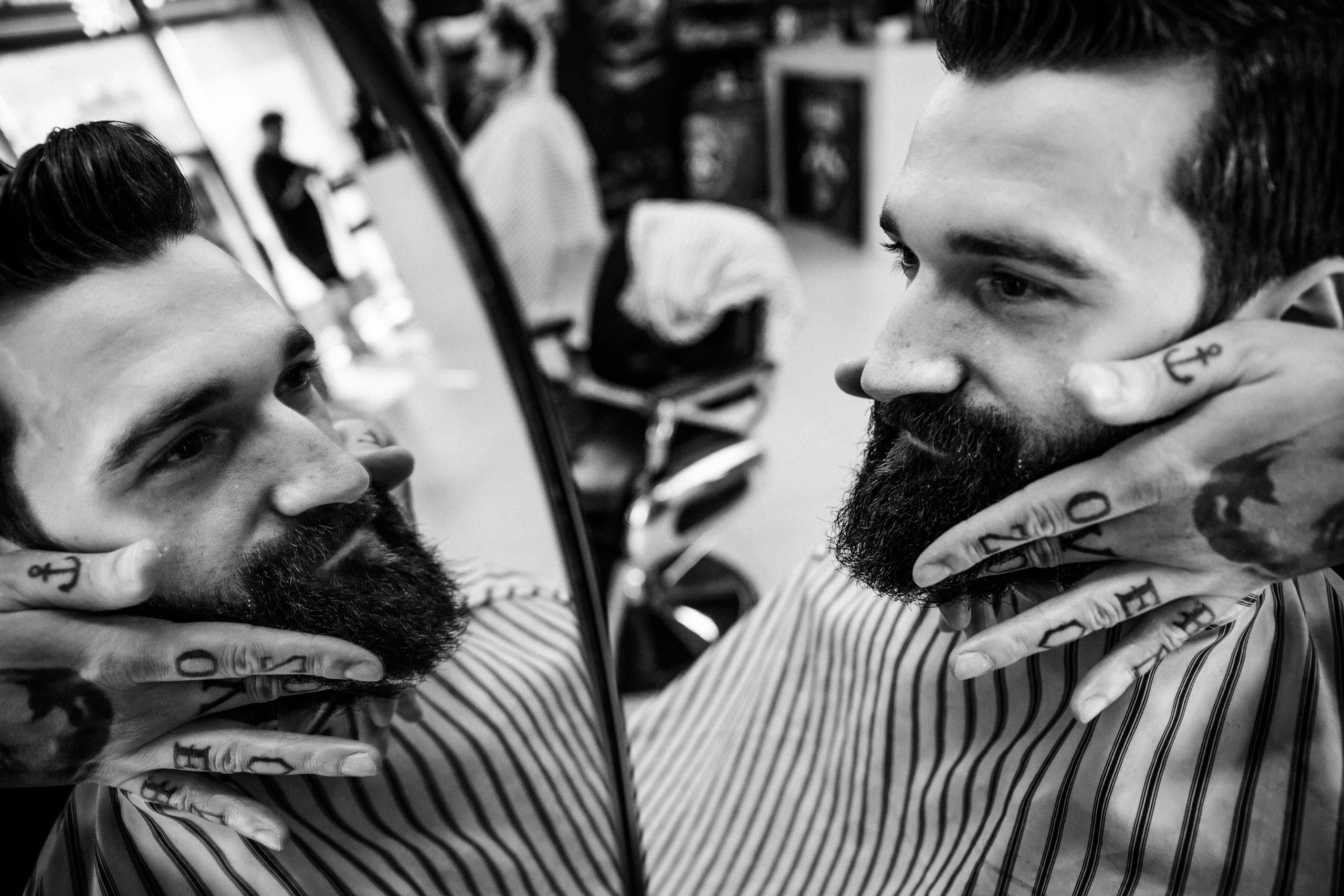 Свадебный фотограф Александр Кожарский