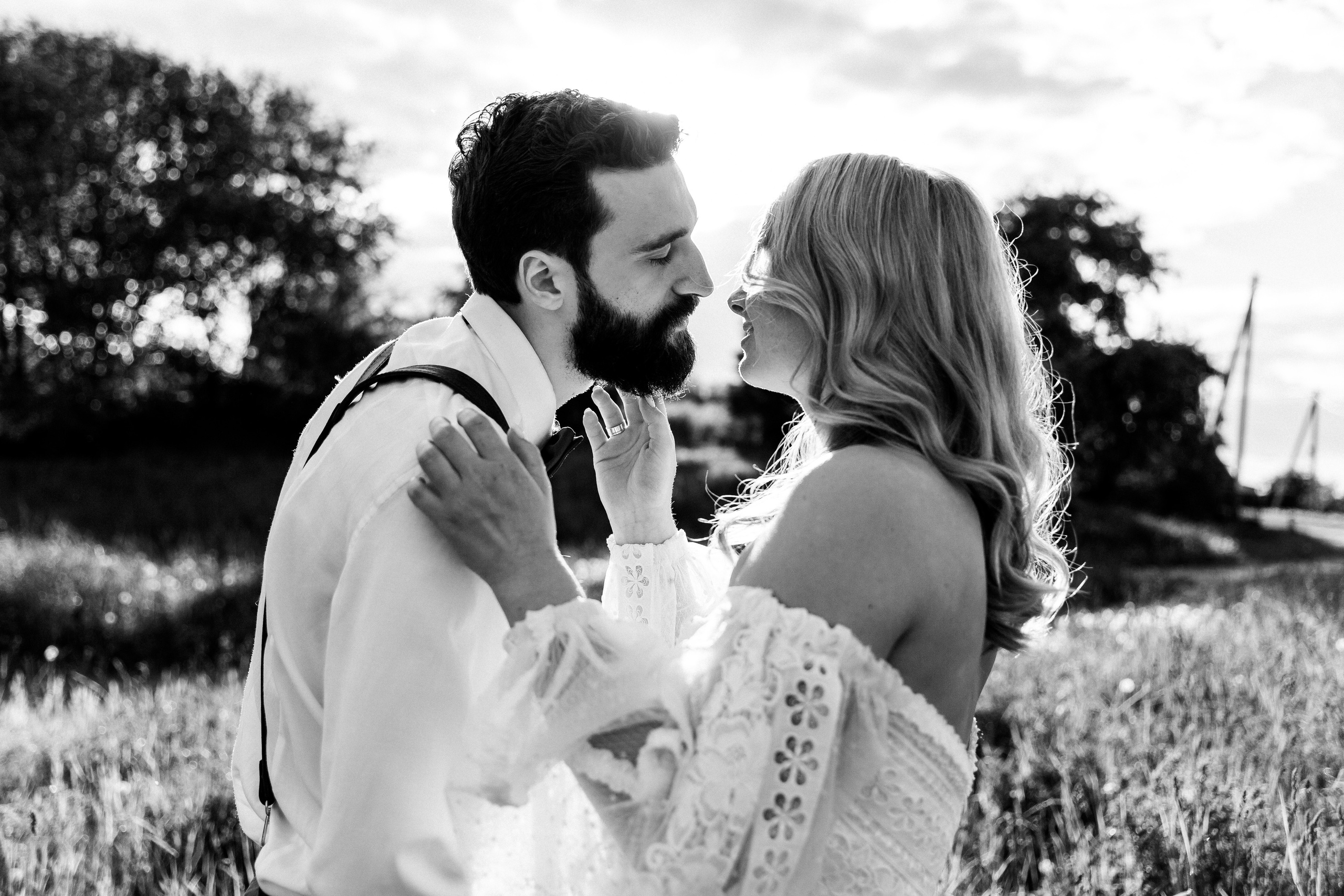 Свадебный фотограф Александр Кожарский