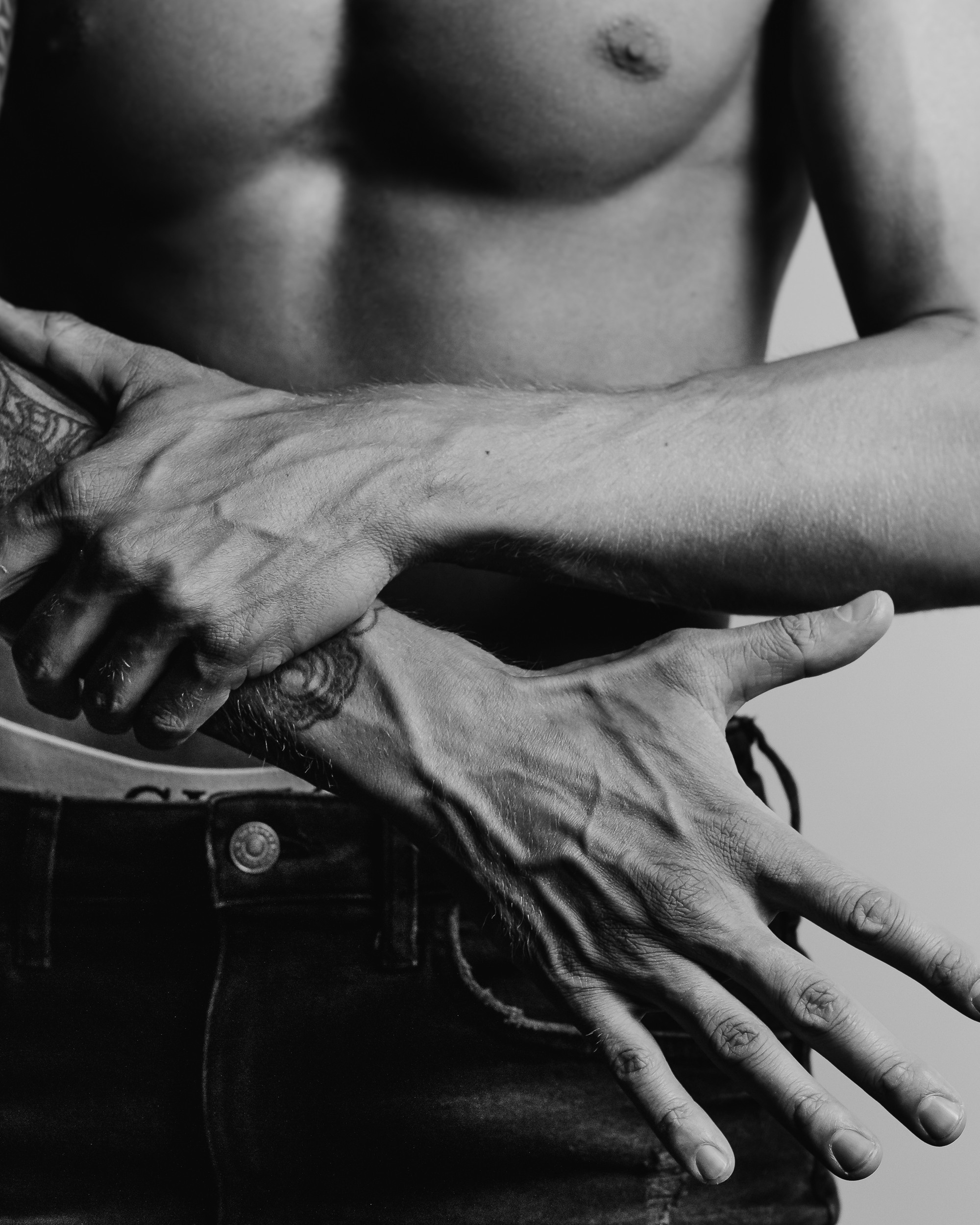 Мужская съёмка в студии. Фотограф vitalina.fox