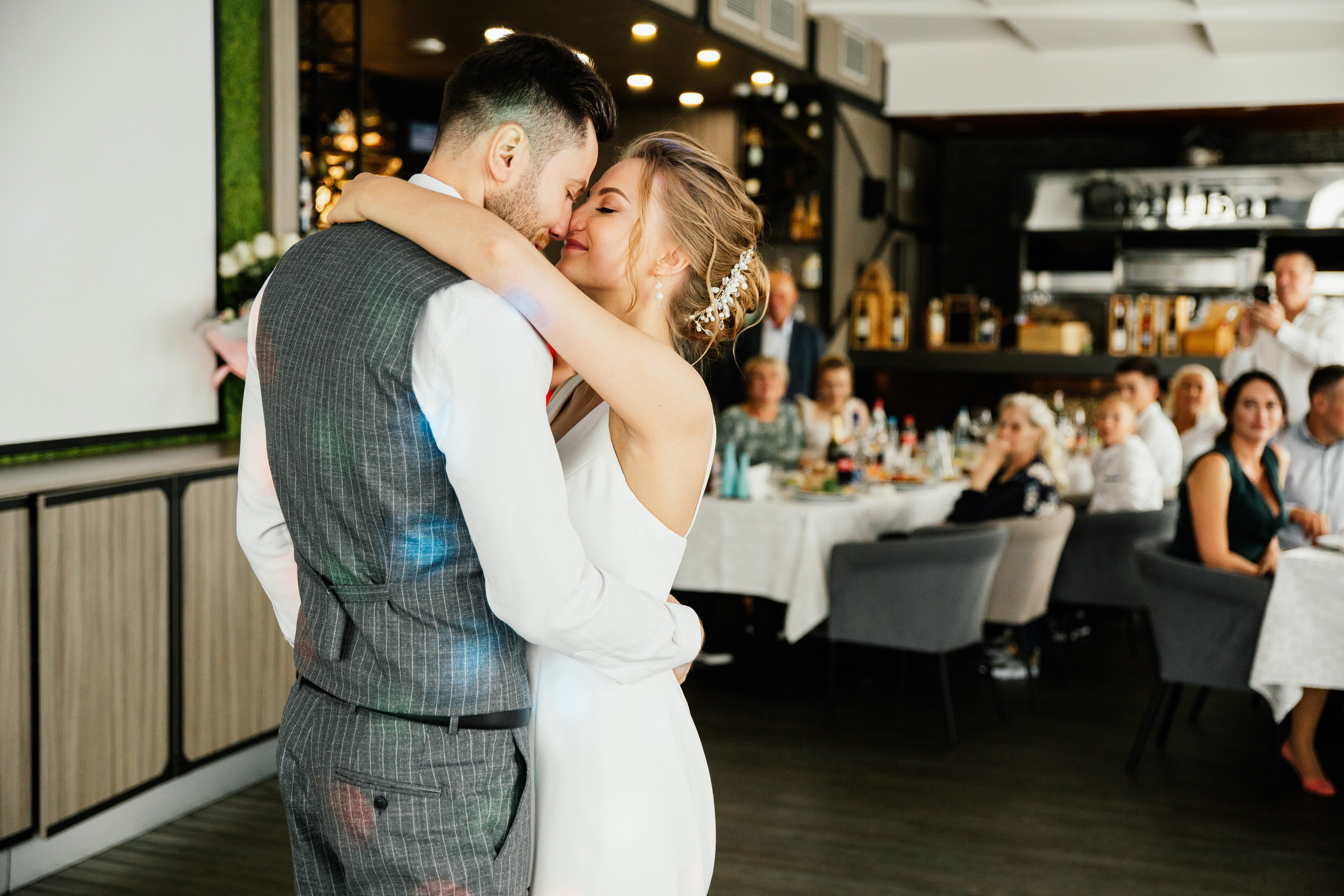 Свадебный фотограф Александр Кожарский