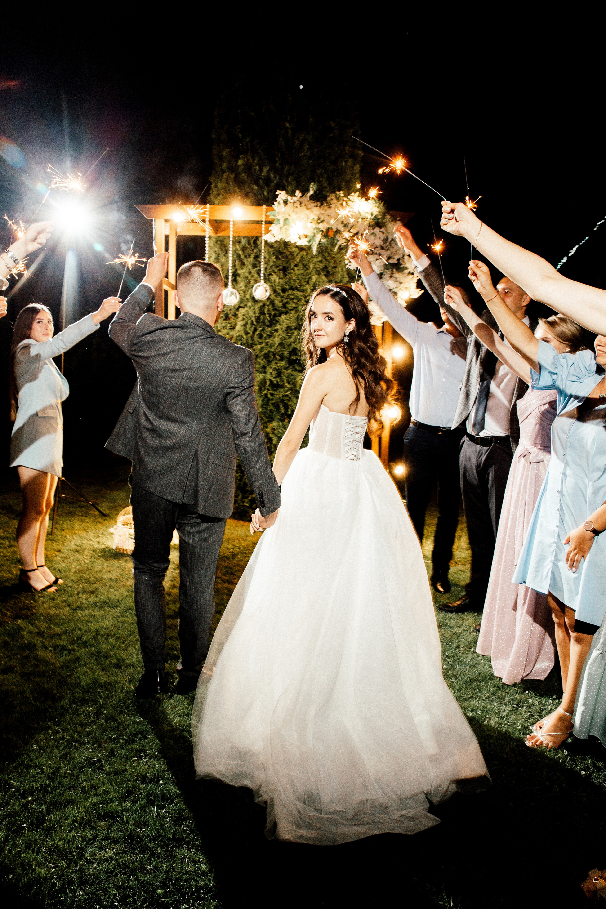 Свадебный фотограф Александр Кожарский