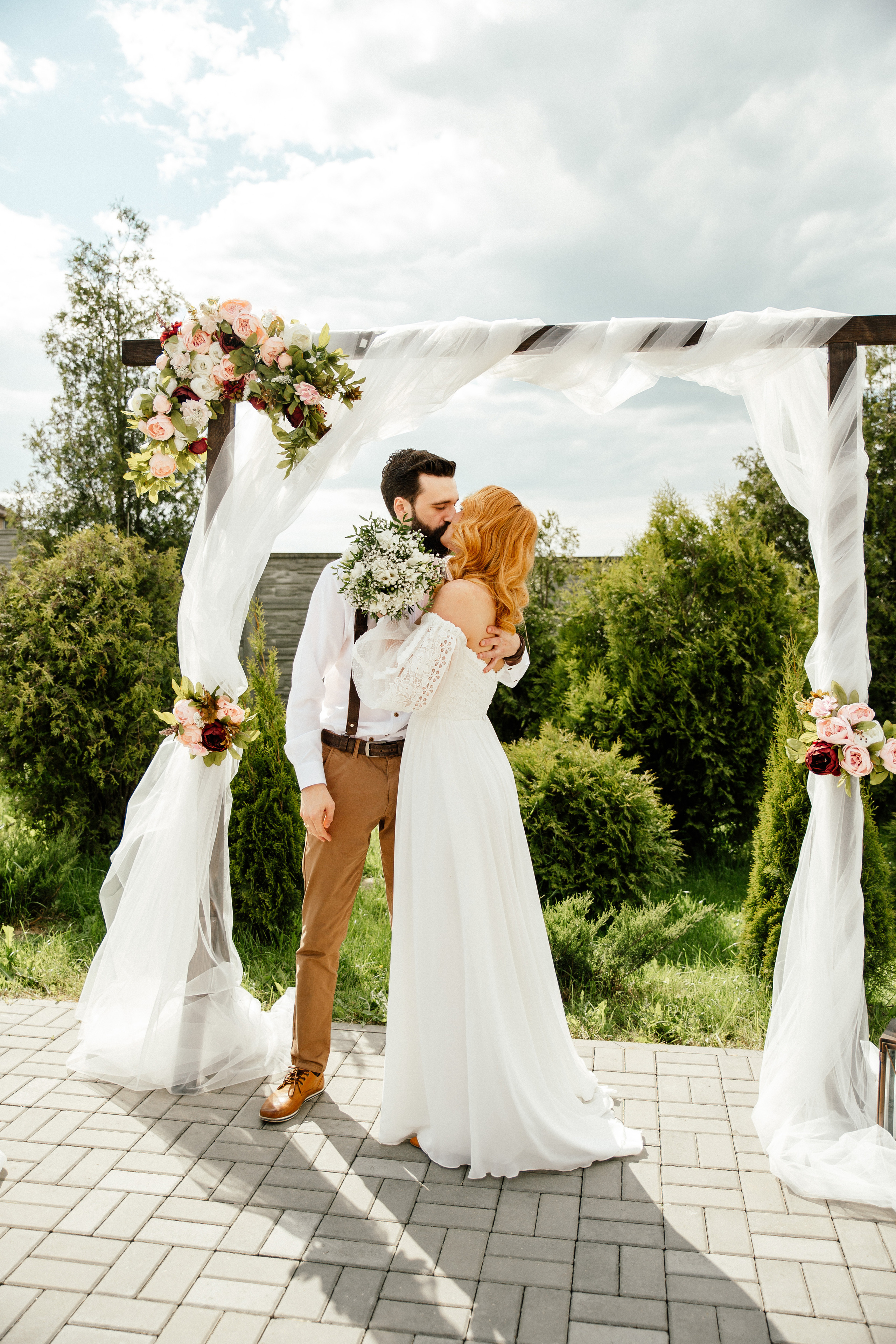 Свадебный фотограф Александр Кожарский