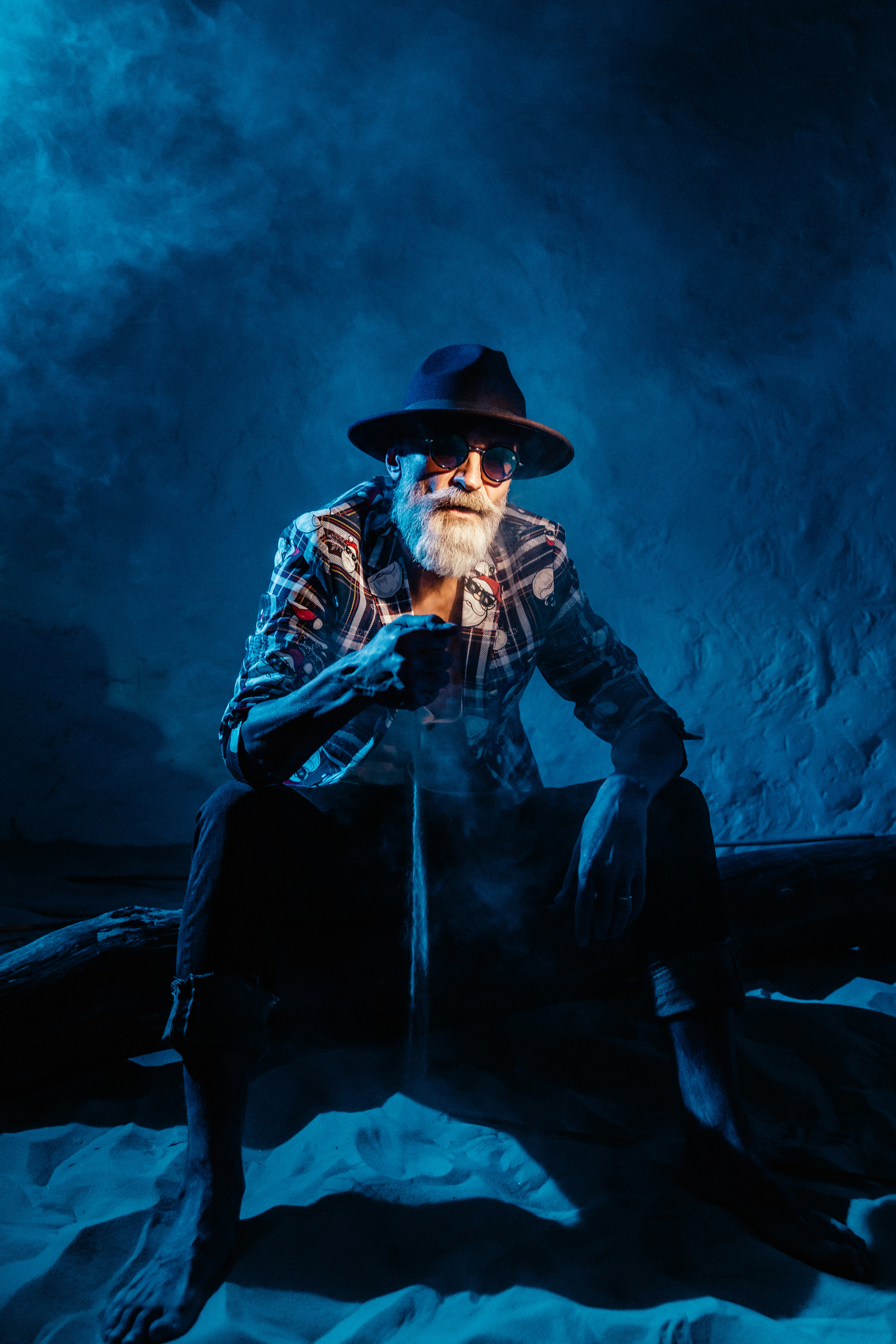 Мужская фотосессия в студии. Фотограф Александр Кожарский