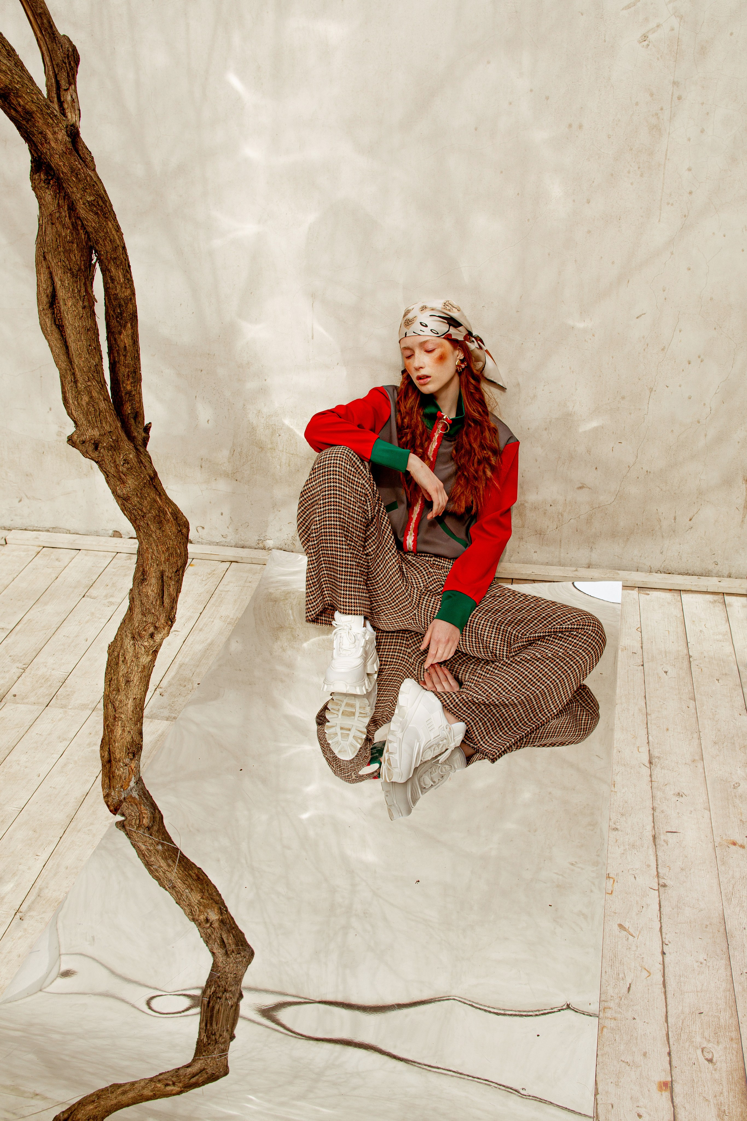 Polina Mircheva S/S 2023 streetstyle. Жиркова Ирина — фотограф для брендов в Москве