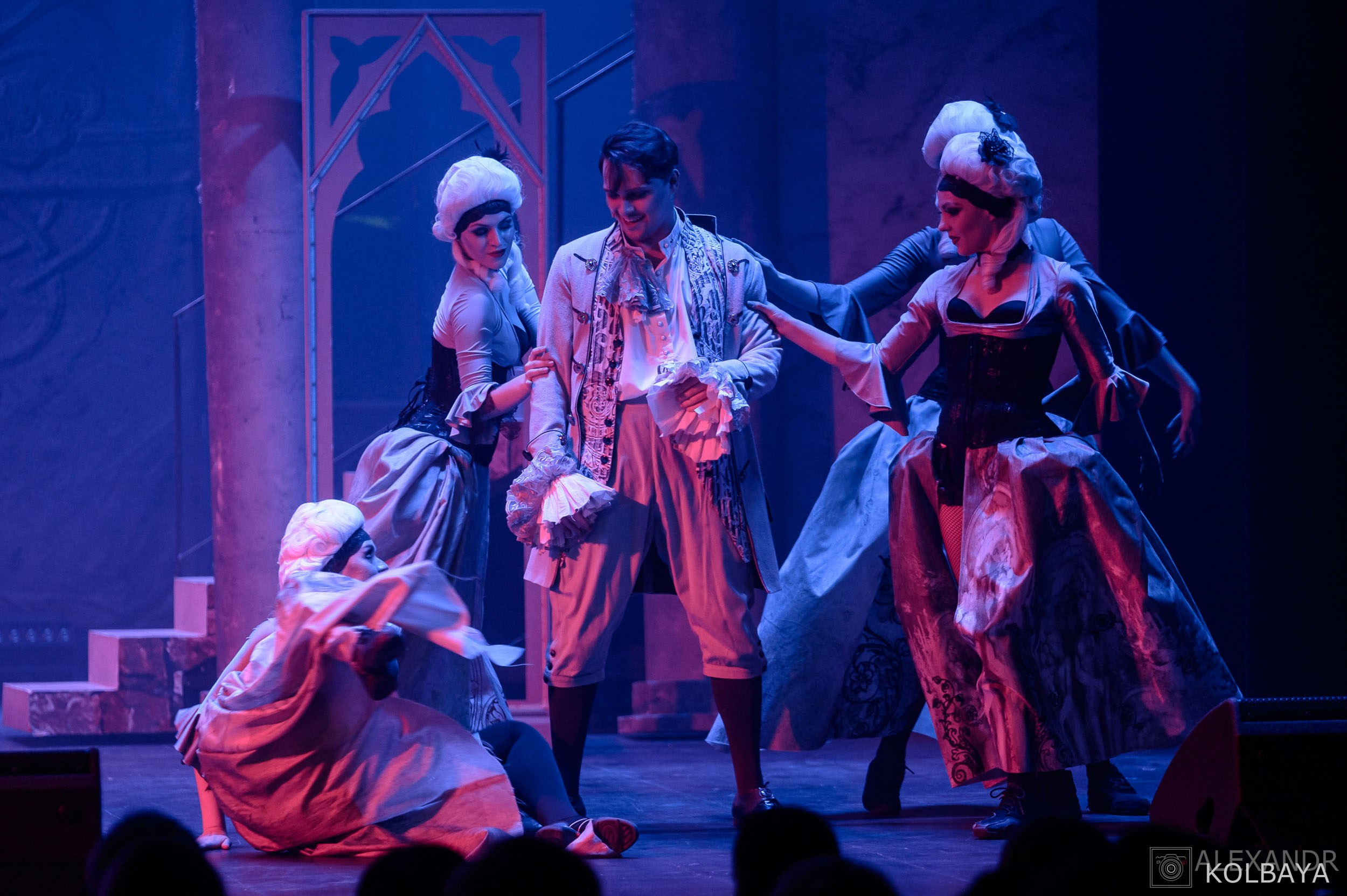 Опасные связи. Концертный и театральный репортажный фотограф в Москве Александр Колбая