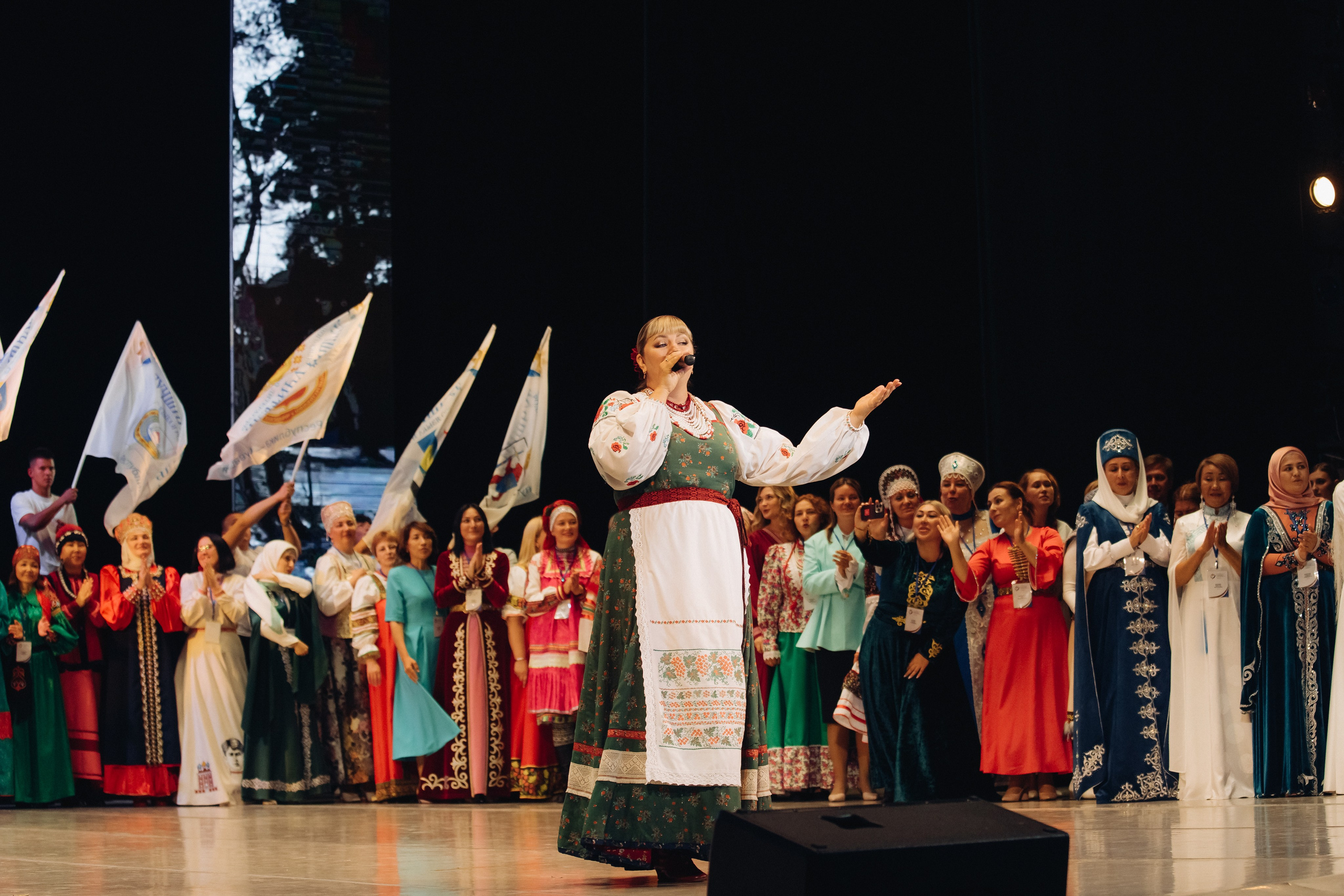 Лучший учитель родного языка и литературы 2025. Свадебный и семейный фотограф в Улан-Удэ