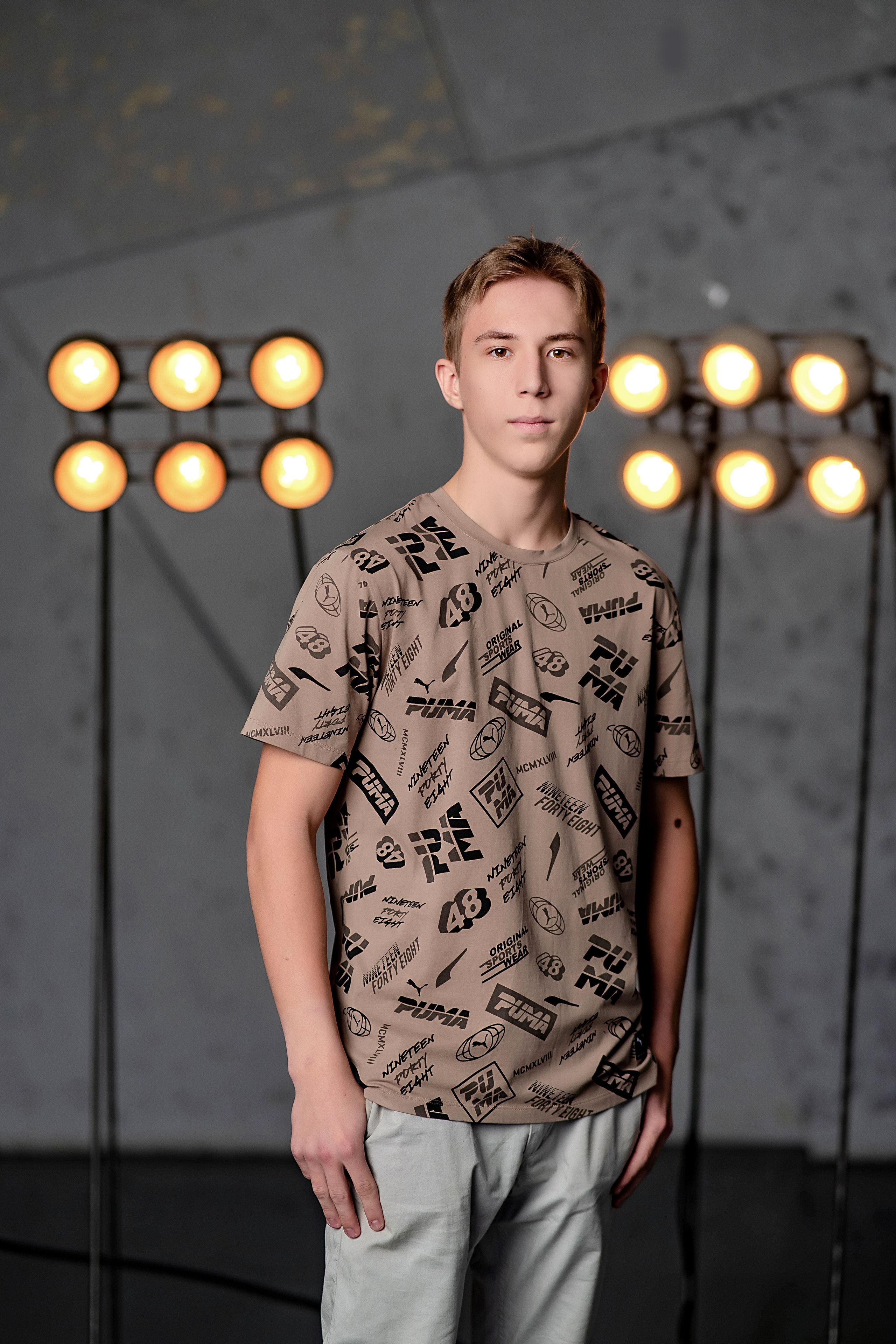 Выпускные (школьные) альбомы (книги) в Ростове-на-Дону. Современные Выпускные Альбомы в Ростове-на-Дону