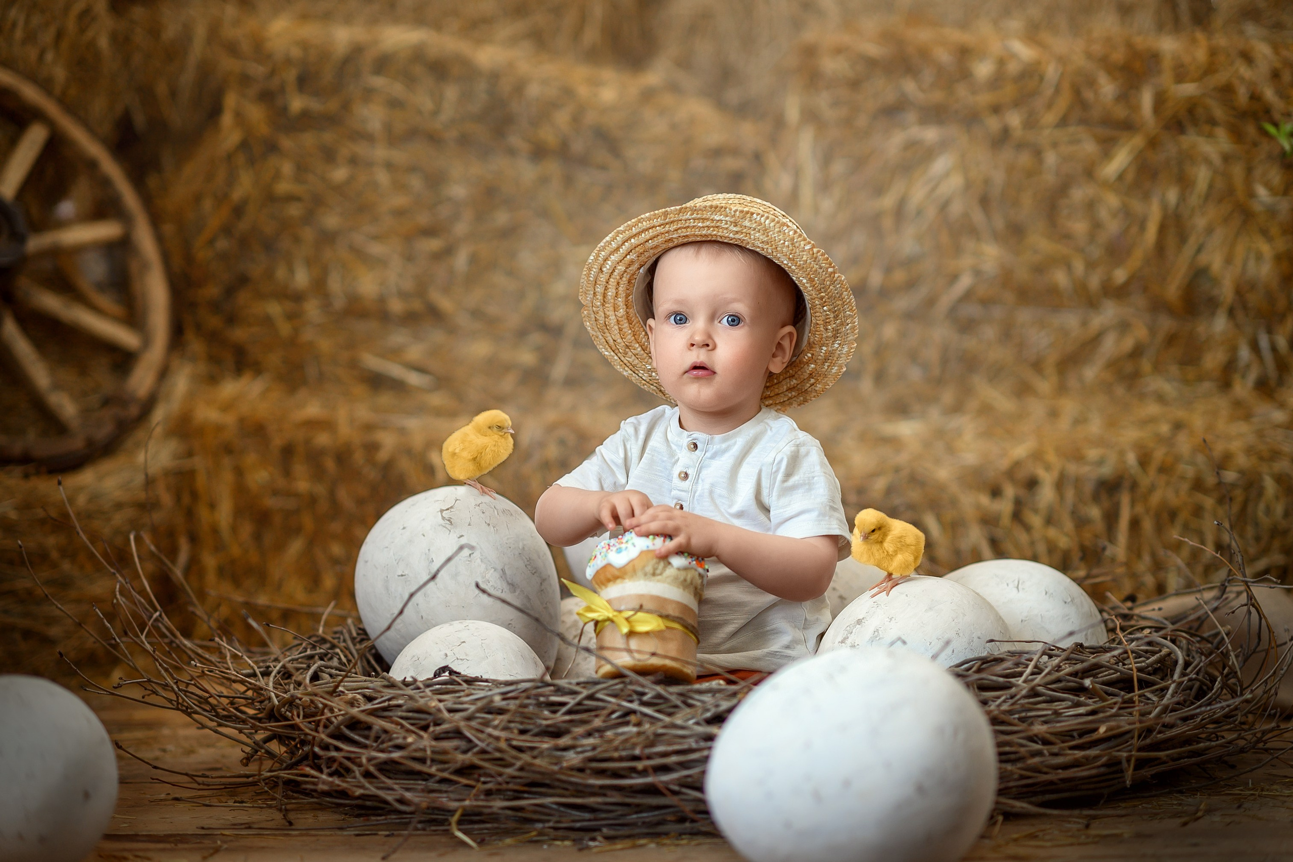 ПАСХА В СЕНЕ. Семейный фотограф Екатеринбург Лора Мур