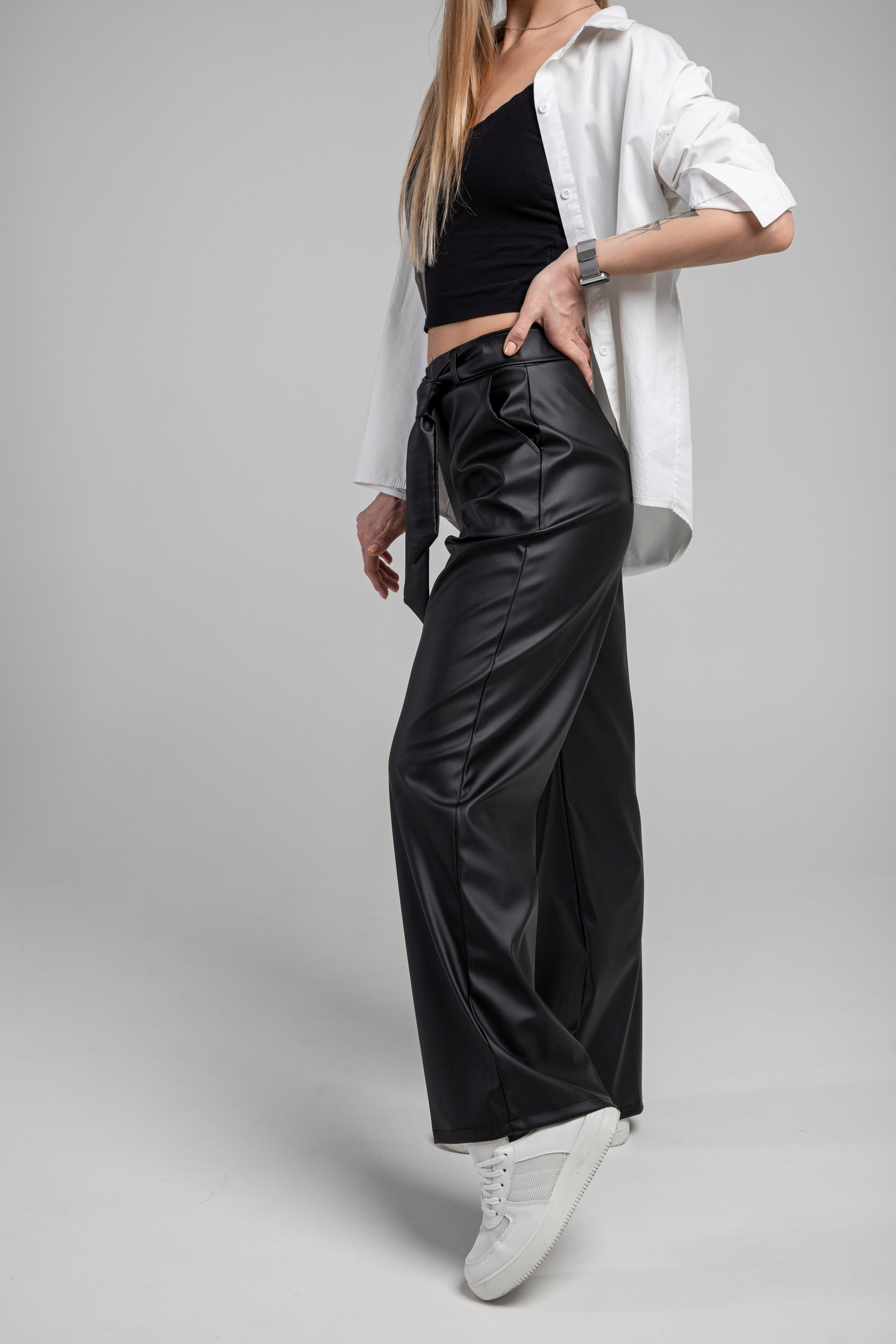 Брюки. Фотограф Денис Лесковский (Тюмень)