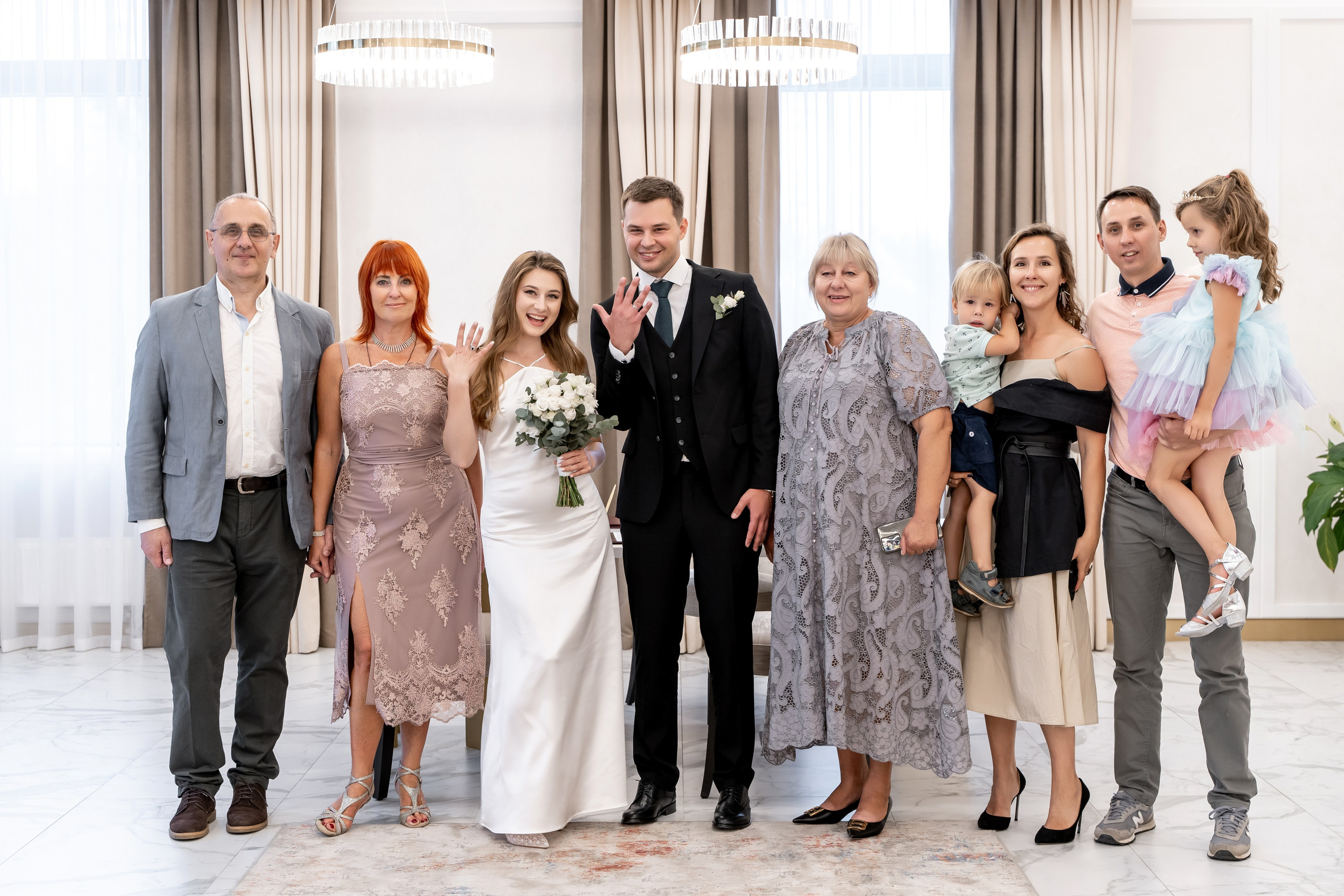 Свадебный фотограф в Москве. Свадебный фотограф Видное, Бутово, Домодедово, Щербинка, Царицыно. Роспись во дворце бракосочетания Южное Бутово. Регистрация брака в Москве и Московской области. Фотограф на свадьбу. Свадебная фотосессия в центре Москвы. Фотосессия свадебного банкета  в ресторане. Выездная регистрация брака. Фотосессия молодоженов. Свадебная прогулка. Жених и невеста в день свадьбы. Wedding in Moscow. Свадебная фотосессия  в Барвихе. Стильная свадебная фотография. Сборы жениха и невесты в день свадьбы. 