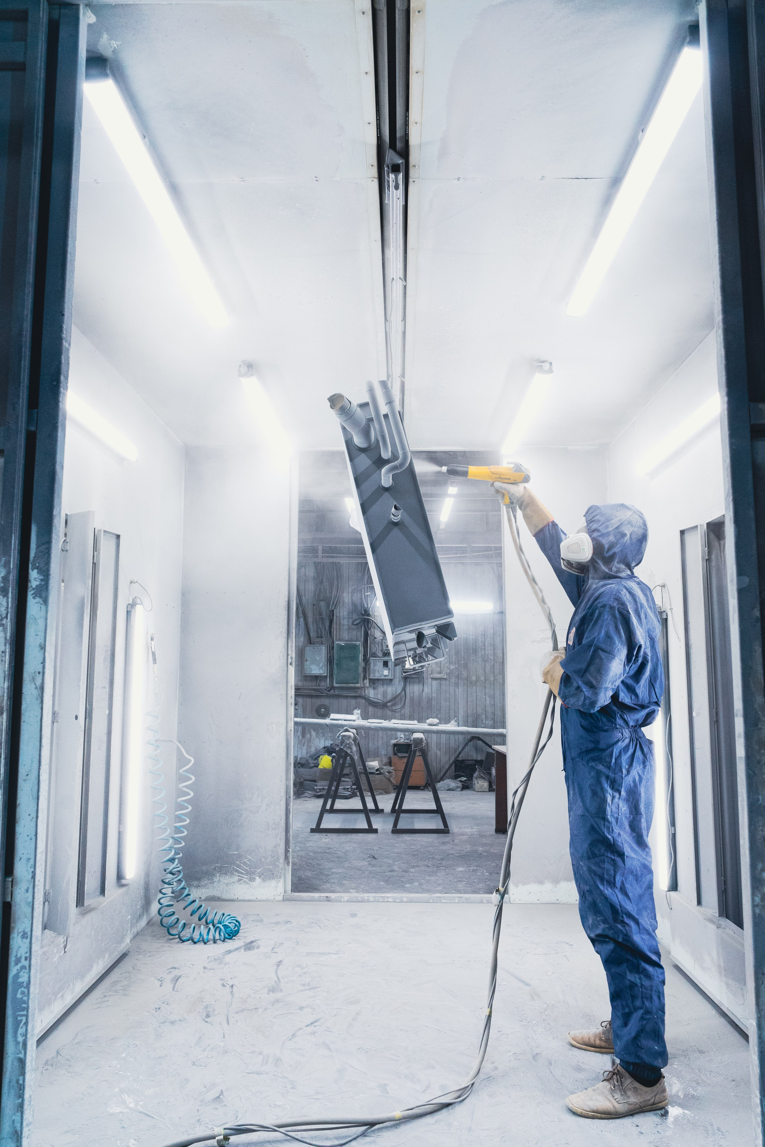 Рабочие цеха компании ПВК. Коммерческий Фотограф Виктор Фоменых