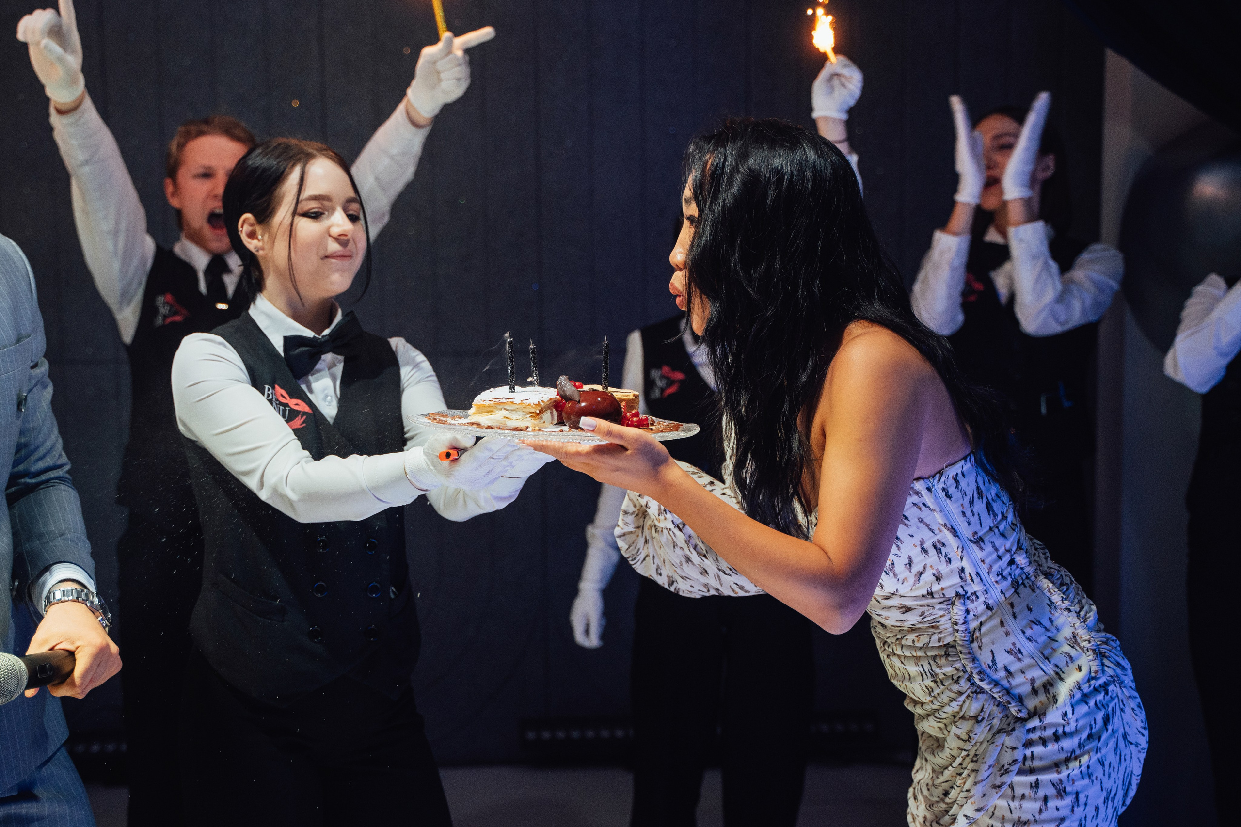 12 апреля (пятница). BENUAR Restaurant