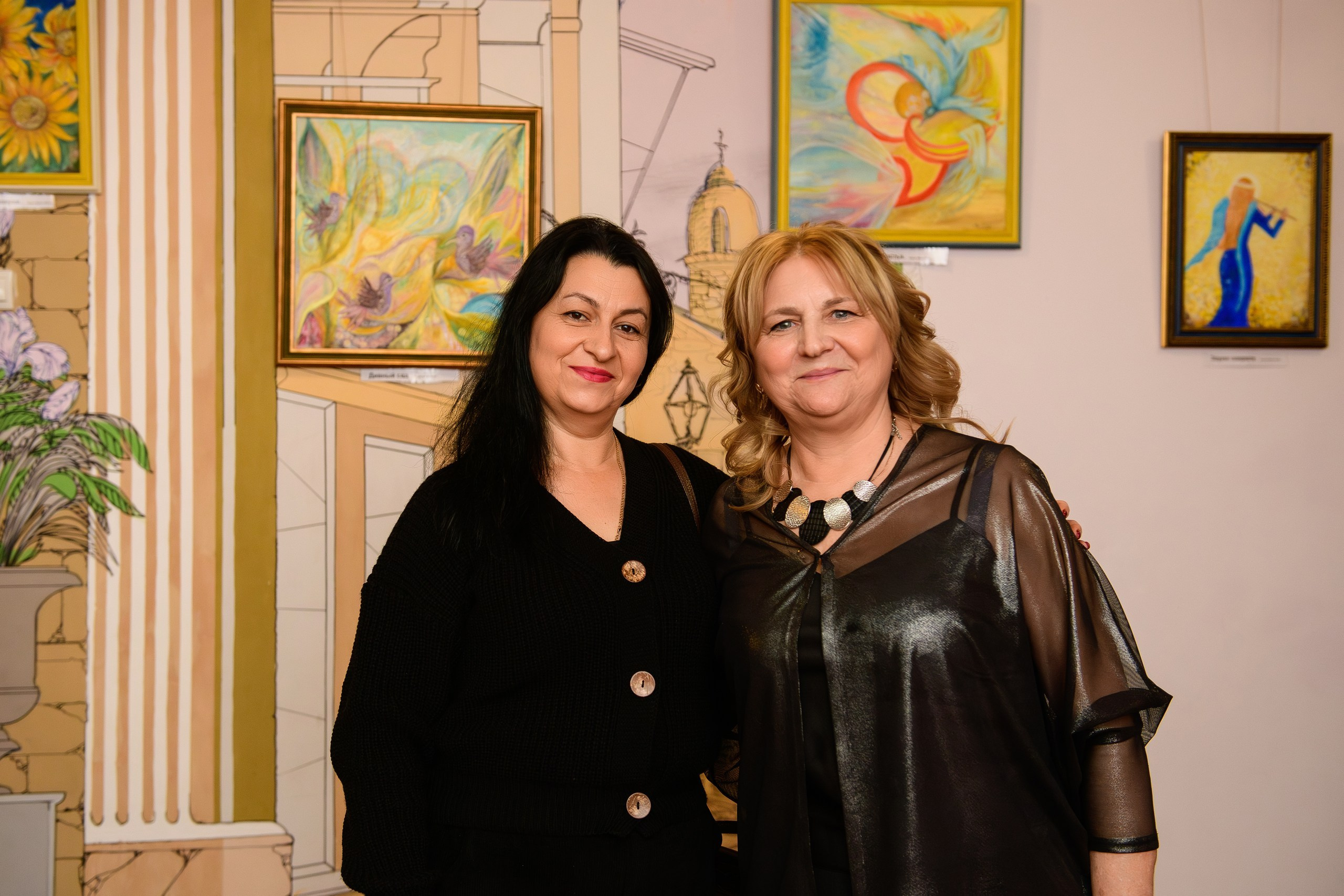 Выставка «Влюбленная в мир». Художница Татьяна Иванова-Гуляева. Фотограф Валерия Голубева (Миронова)