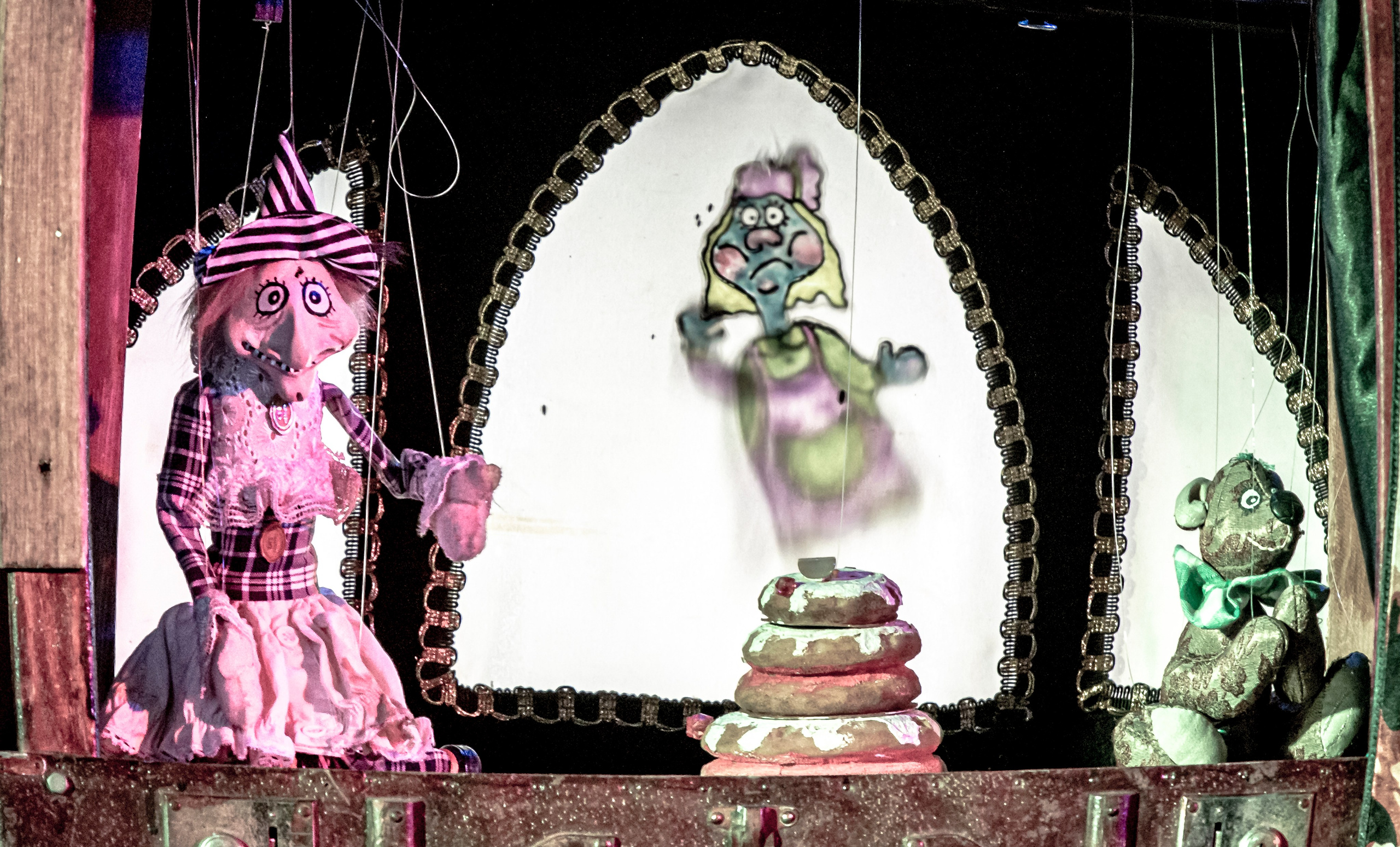 Маленькая ведьма спектакль театра Саквояж. Фотограф в Сочи Юрий Шептаев