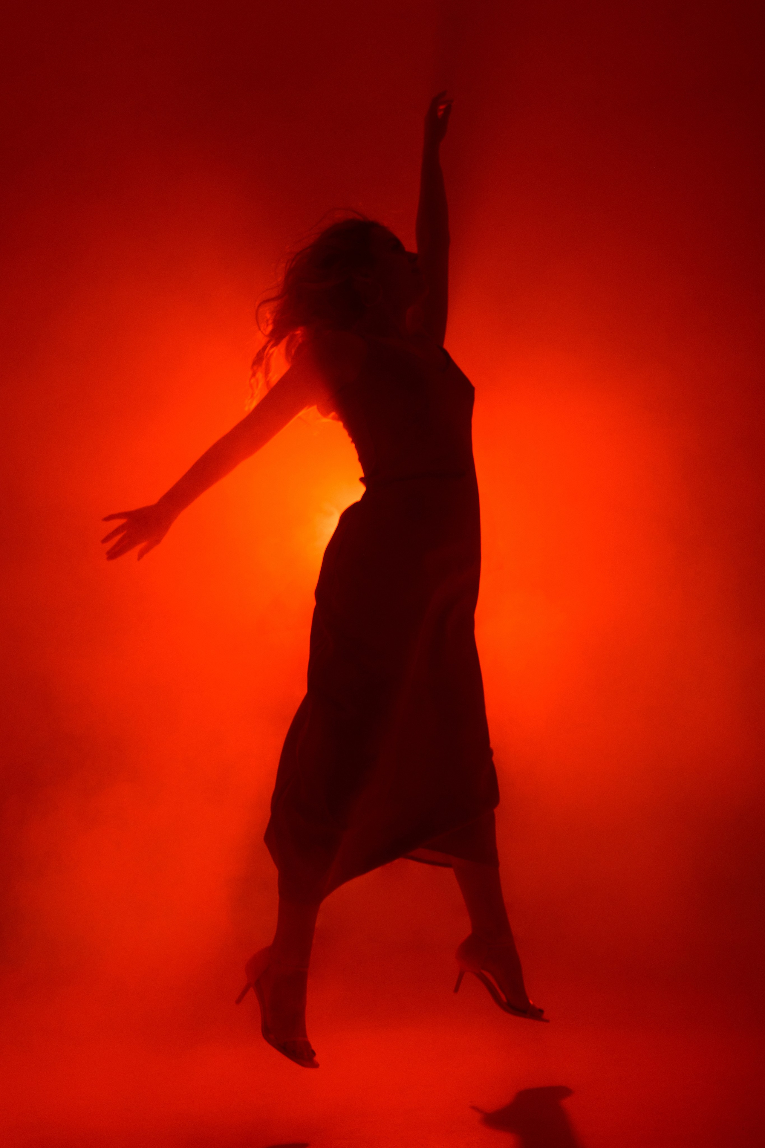 Женская фотосессия на циклораме. Портретный и репортажный фотограф в Сочи Рамодина Юлия