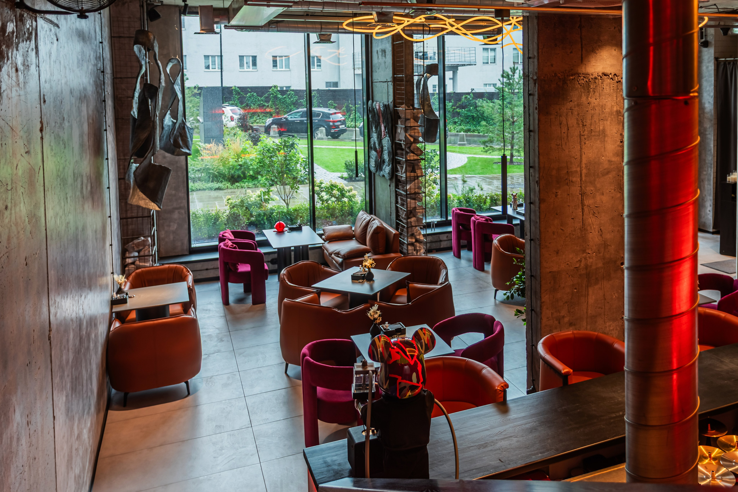 Интерьер кальянной Мята Lounge Уфа, фото Алексея Муравьёва, уютная зона отдыха с кальянами,Кальянная Мята Lounge Уфа, съёмка фотографа Алексея Муравьёва, стильный дизайн, комфортная атмосфера,Зона отдыха Мята Lounge Уфа, современные кальяны, барная стойка, фото Алексея Муравьёва,Интерьер Мята Lounge Уфа, мягкие диваны, приглушённый свет, кальяны, работа фотографа Алексея Муравьёва,Кальянная Мята Lounge Уфа, место для расслабления, общения, съёмка Алексея Муравьёва,Мята Lounge Уфа, атмосфера уюта, дыма кальянов, фото Алексея Муравьёва,Кальяны, релакс, Мята Lounge Уфа, фотография Алексея Муравьёва,Стильный лаунж, Мята Lounge Уфа, работа фотографа Алексея Муравьёва,Уютный лаунж, кальяны, Мята Lounge Уфа, фото Алексея Муравьёва,Расслабление, Мята Lounge Уфа, кальяны, комфорт, съёмка Алексея Муравьёва,Тёплая атмосфера лаунжа, Мята Lounge Уфа, мягкие кресла, дым кальянов, приятная музыка, фото Алексея Муравьёва,Расслабляющий интерьер, Мята Lounge Уфа, идеальное место для вечера, работа фотографа Алексея Муравьёва,Современная кальянная, Мята Lounge Уфа, стиль, комфорт, атмосфера, съёмка Алексея Муравьёва,Уютный лаунж-пространство, Мята Lounge Уфа, изысканные кальяны, фото Алексея Муравьёва,Мята Lounge Уфа, стиль, комфорт, дым кальянов, работа фотографа Алексея Муравьёва,Барная стойка, кальяны, лаунж, Мята Lounge Уфа, съёмка Алексея Муравьёва,Современные кальяны, интерьер, Мята Lounge Уфа, фото Алексея Муравьёва,Декор лаунжа, Мята Lounge, стильные элементы, Уфа, работа фотографа Алексея Муравьёва,Зона кальянов, Мята Lounge Уфа, уют, стиль, съёмка Алексея Муравьёва,Атмосфера лаунжа, мягкие диваны, кальяны, Мята Lounge Уфа, фото Алексея Муравьёва