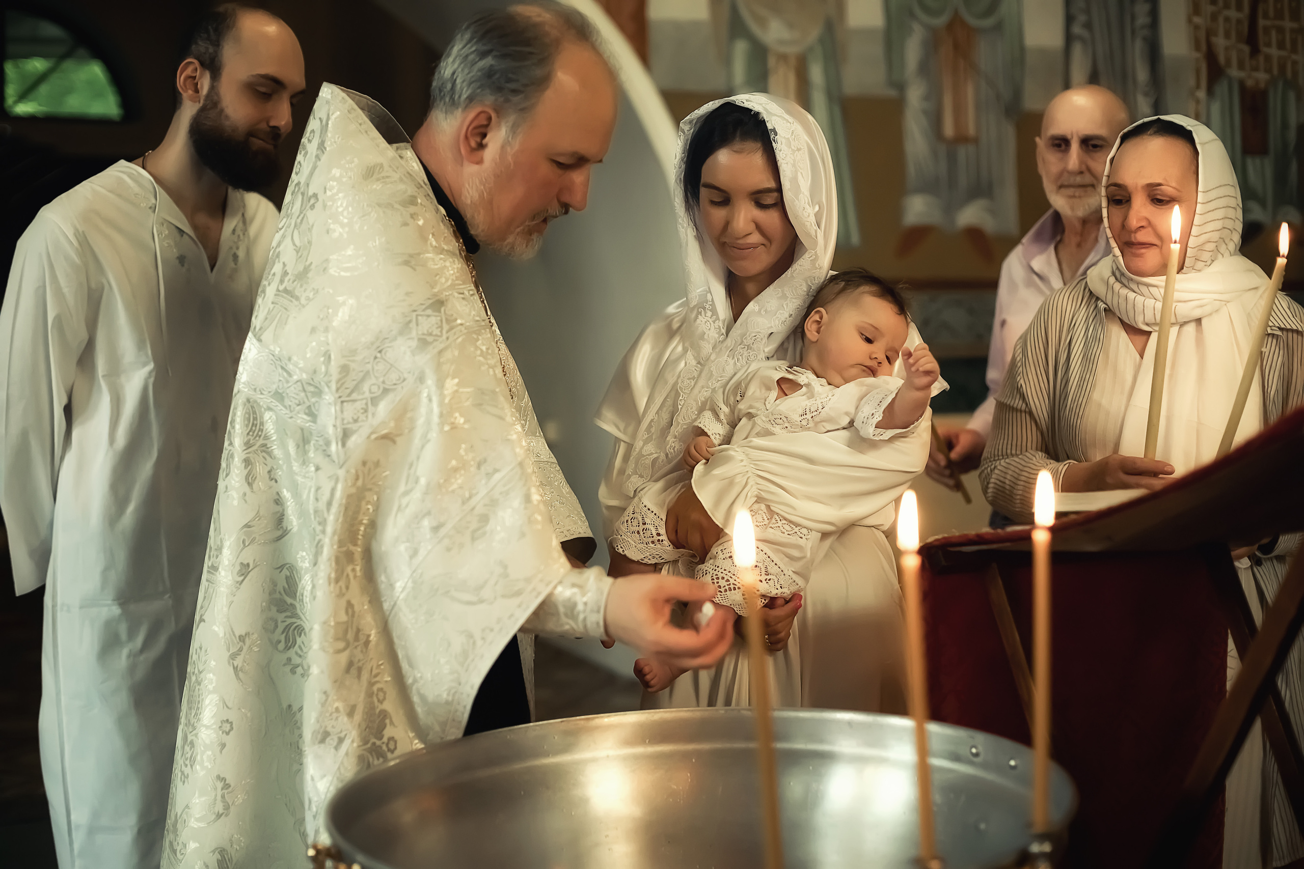 КРЕЩЕНИЕ ПАПЫ И ДОЧКИ. ФОТОГРАФ