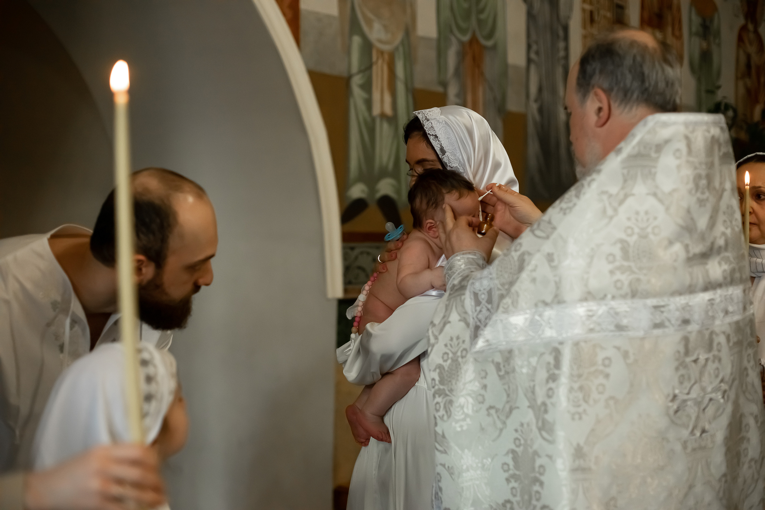 КРЕЩЕНИЕ ПАПЫ И ДОЧКИ. ФОТОГРАФ