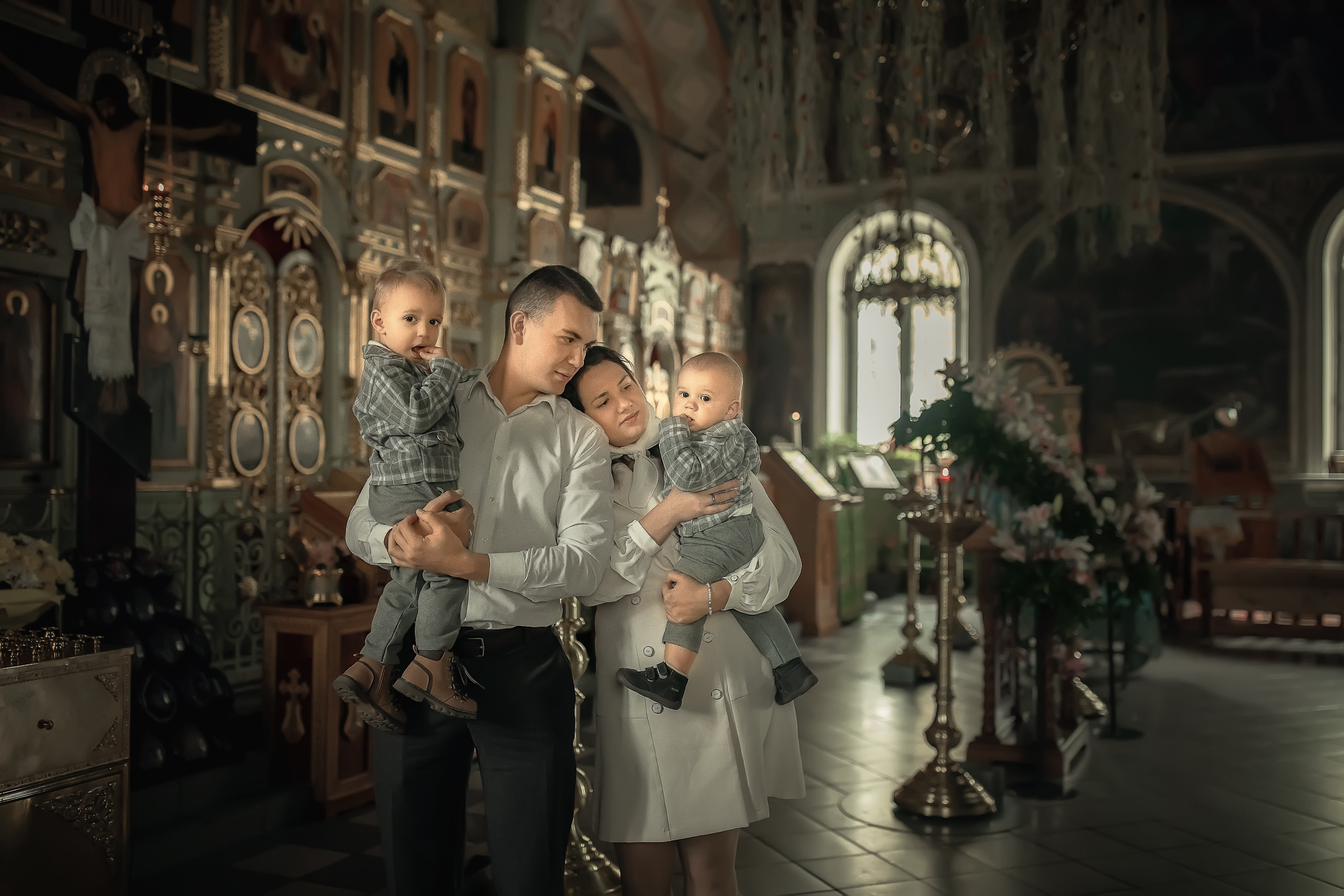 КРЕЩЕНИЕ ЛЬВА И МАРКА. ФОТОГРАФ