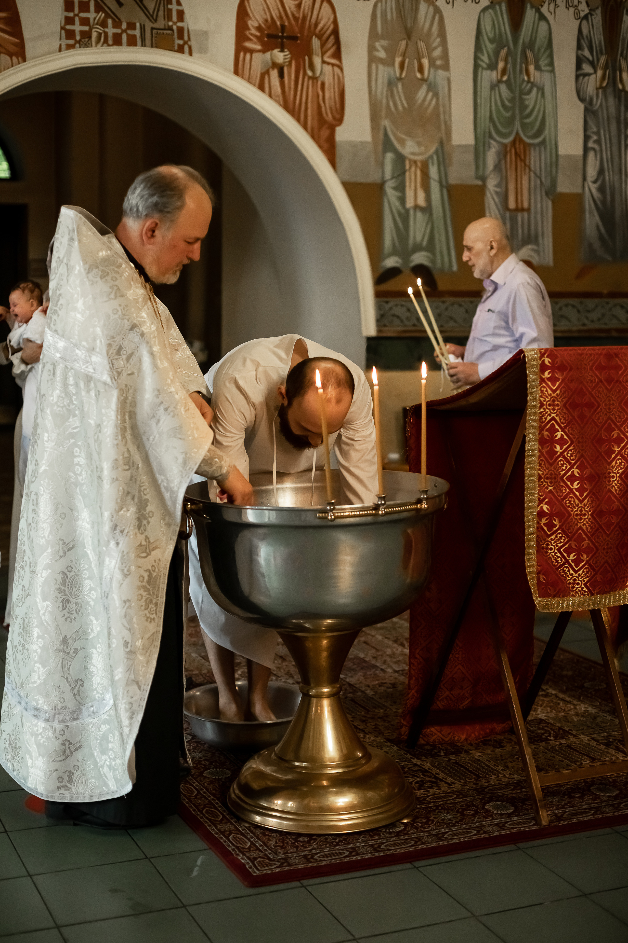 КРЕЩЕНИЕ ПАПЫ И ДОЧКИ. ФОТОГРАФ