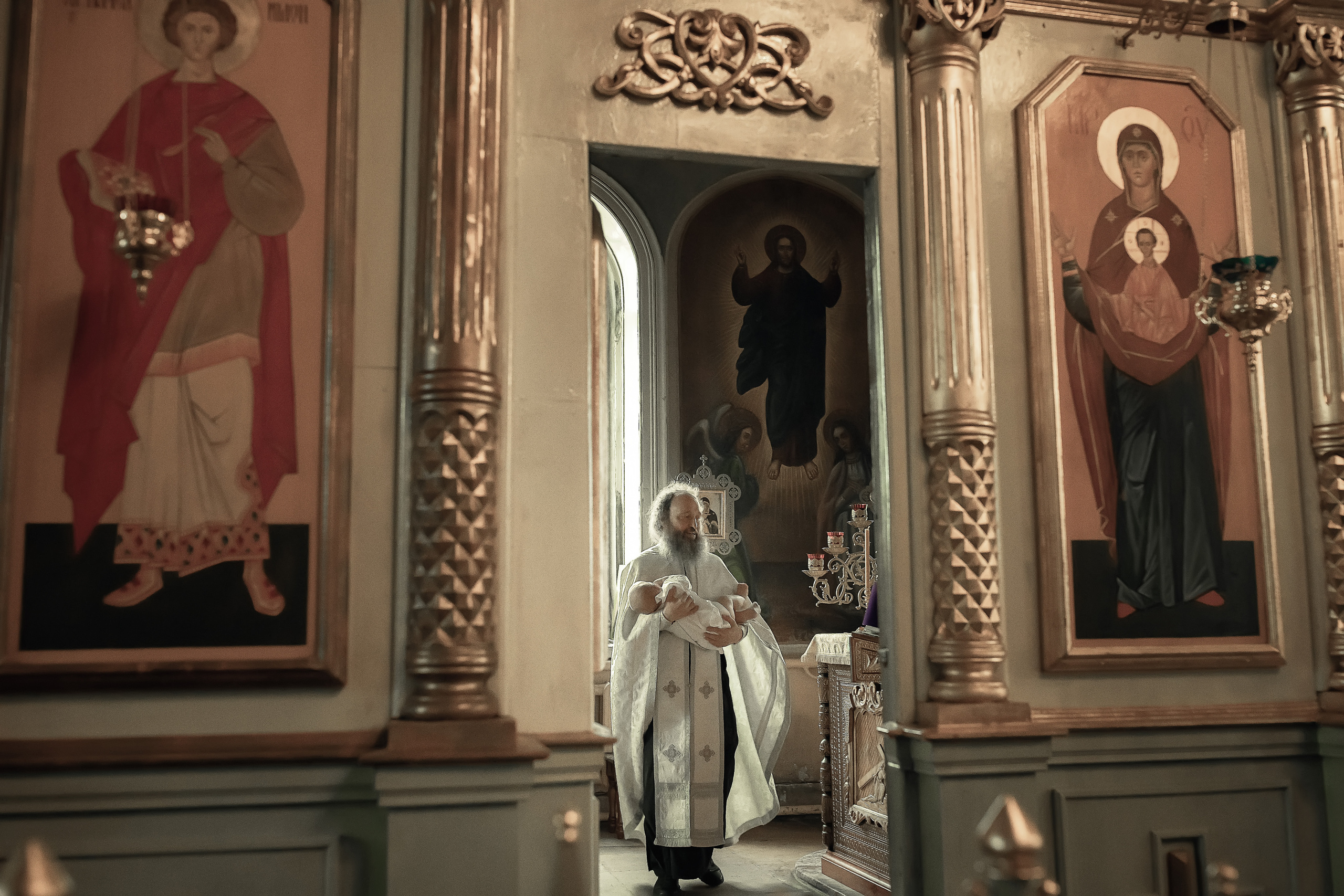 КРЕЩЕНИЕ ЛЬВА И МАРКА. ФОТОГРАФ