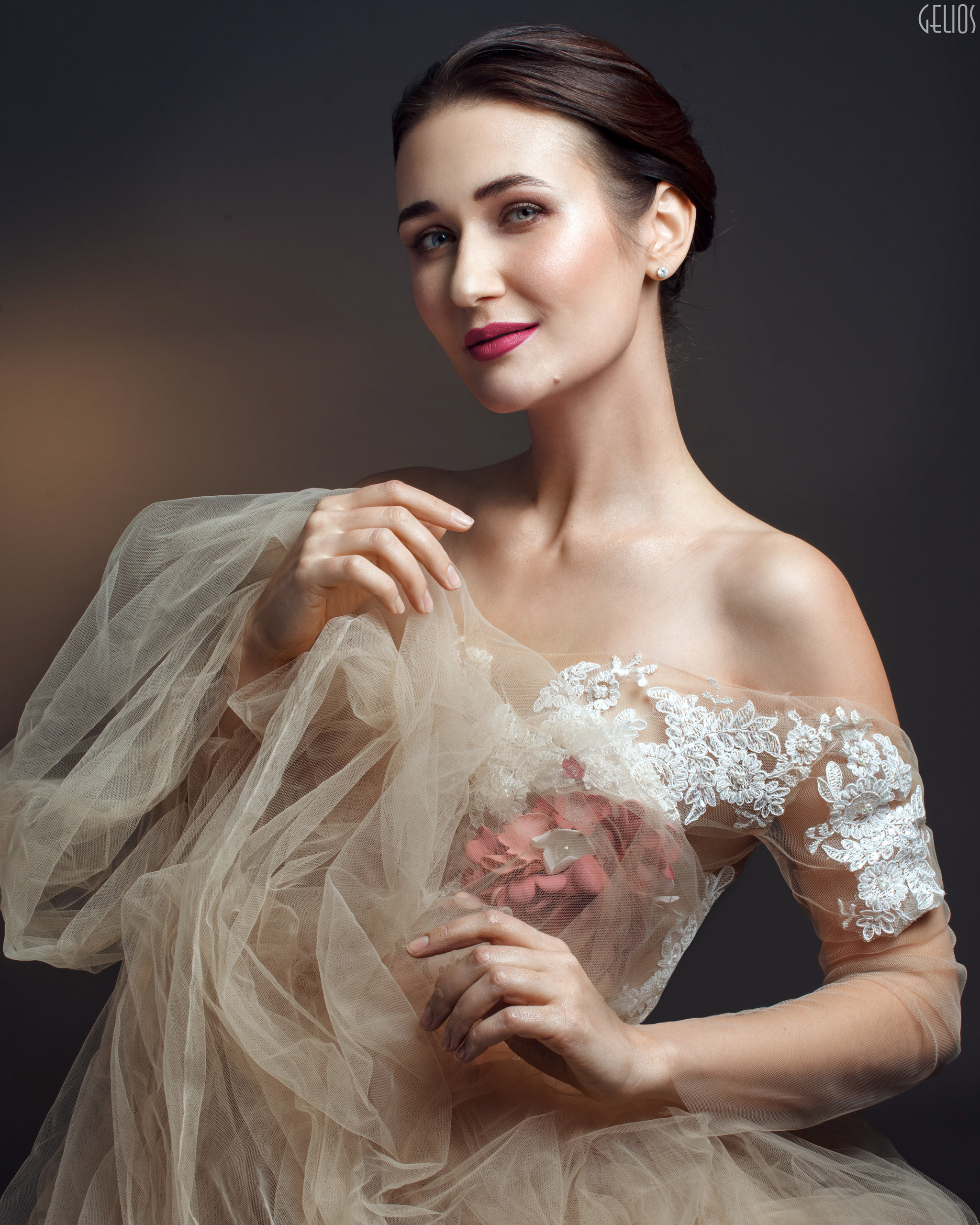 Студийный женский портрет. Фотостудия «Gelios». Фотосессии в Калининграде