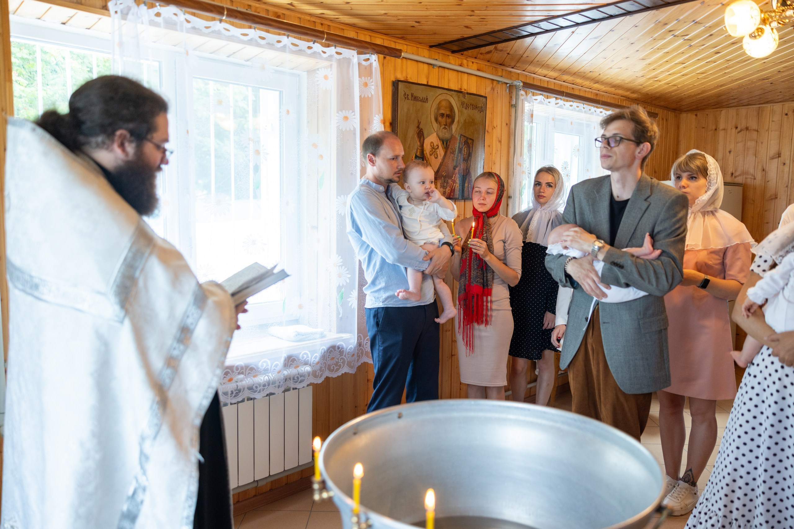 Образец репортажа крещения оригиналы, без искажений, без вспышки, светосильная оптика!. Фотограф в Туле Крупский АнДРей. Фотостудия «КАДР71» в Туле